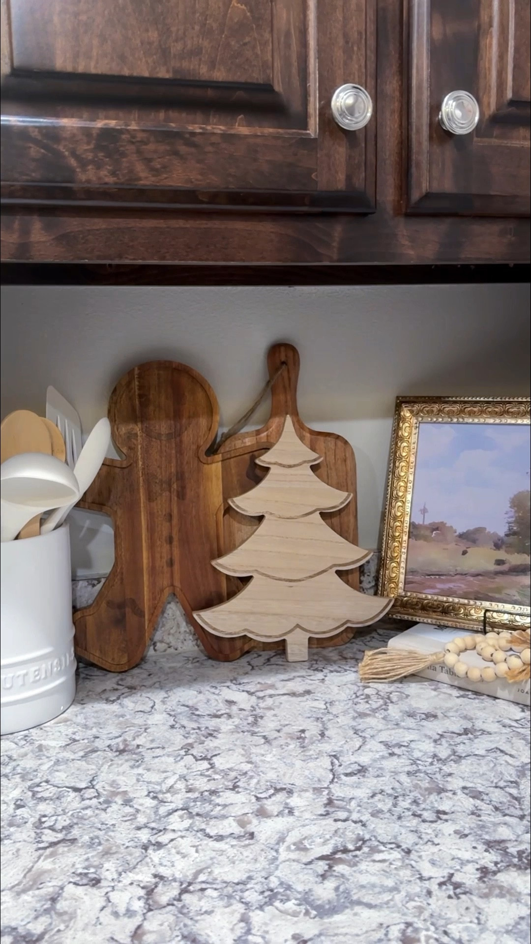 Christmas Kitchen Decorating 🎄🍽️✨
🍪 Do you decorate your kitchen early or wait until after Thanksgiving? 
 Cozy, festive, and full of Christmas charm! These holiday kitchen finds from instantly warm up your space and make it feel festive! 🎄Everything just brings the Christmas vibes to life ✨

Hi, I’m JazzyMarieTV 💕 I love sharing my favorite finds and all things beauty, lifestyle, cleaning, funny moments, and whatever I’m feeling that day. I’d love to have you here—follow me and say hi! ✨
 Christmas kitchen decor, kitchen decorating ideas, Target Christmas decor, Walmart holiday finds, festive kitchen styling, cozy Christmas kitchen, Christmas aesthetic, holiday home inspo, seasonal kitchen finds, Christmas decorating tips, kitchen makeover holiday edition, Christmas home styling

#LTKHome #LTKSeasonal #LTKHoliday