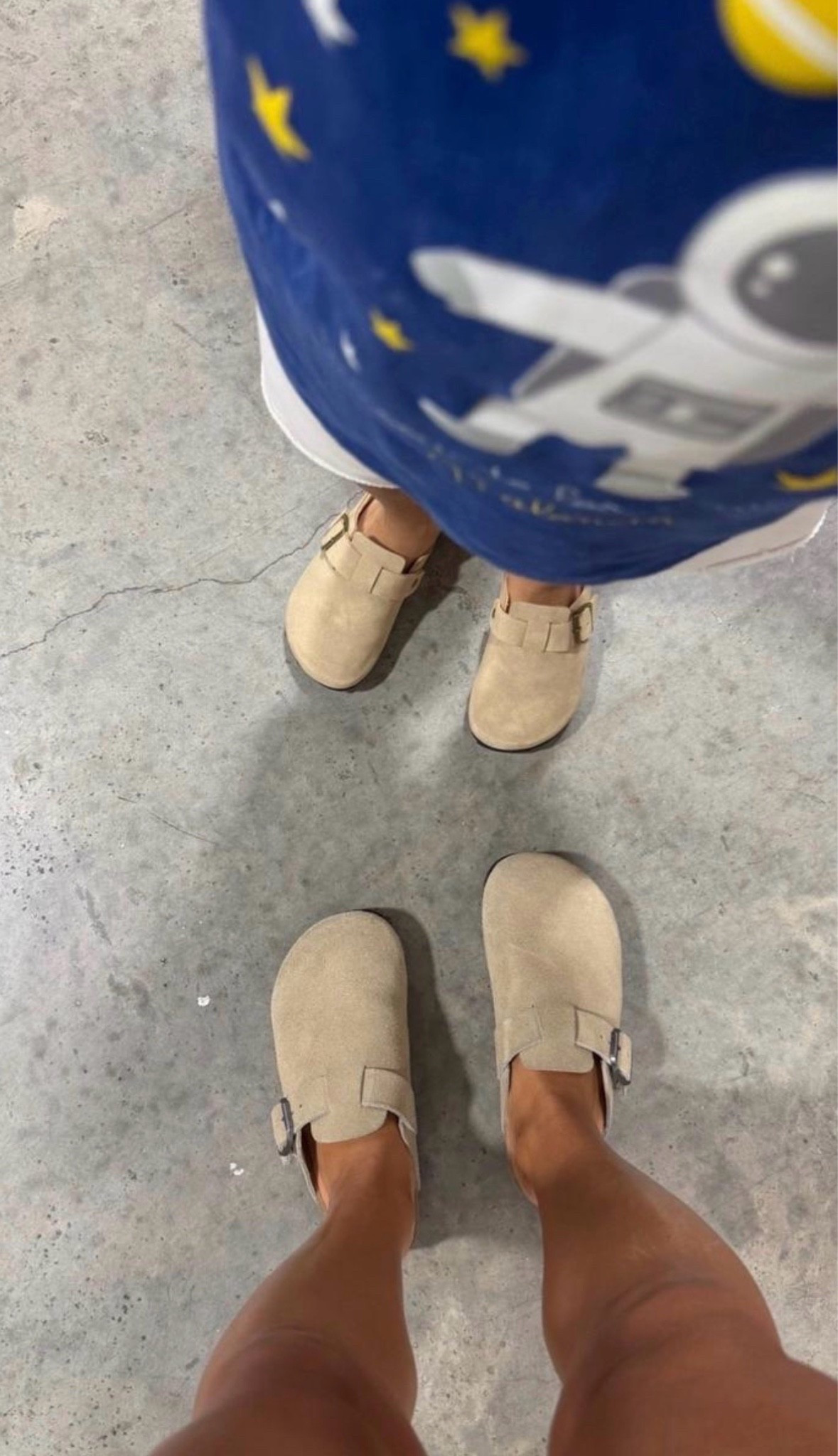 Matching clogs for us because the little moments deserve matching shoes too. 🤍

#MatchingMoments #MomStyle #KidsStyle #FamilyStyle #Clogs #NeutralShoes #EverydayStyle #MomLife #MiniMeStyle #StyleInspiration

#LTKdayinmylife #LTKmomlife #LTKstorytime