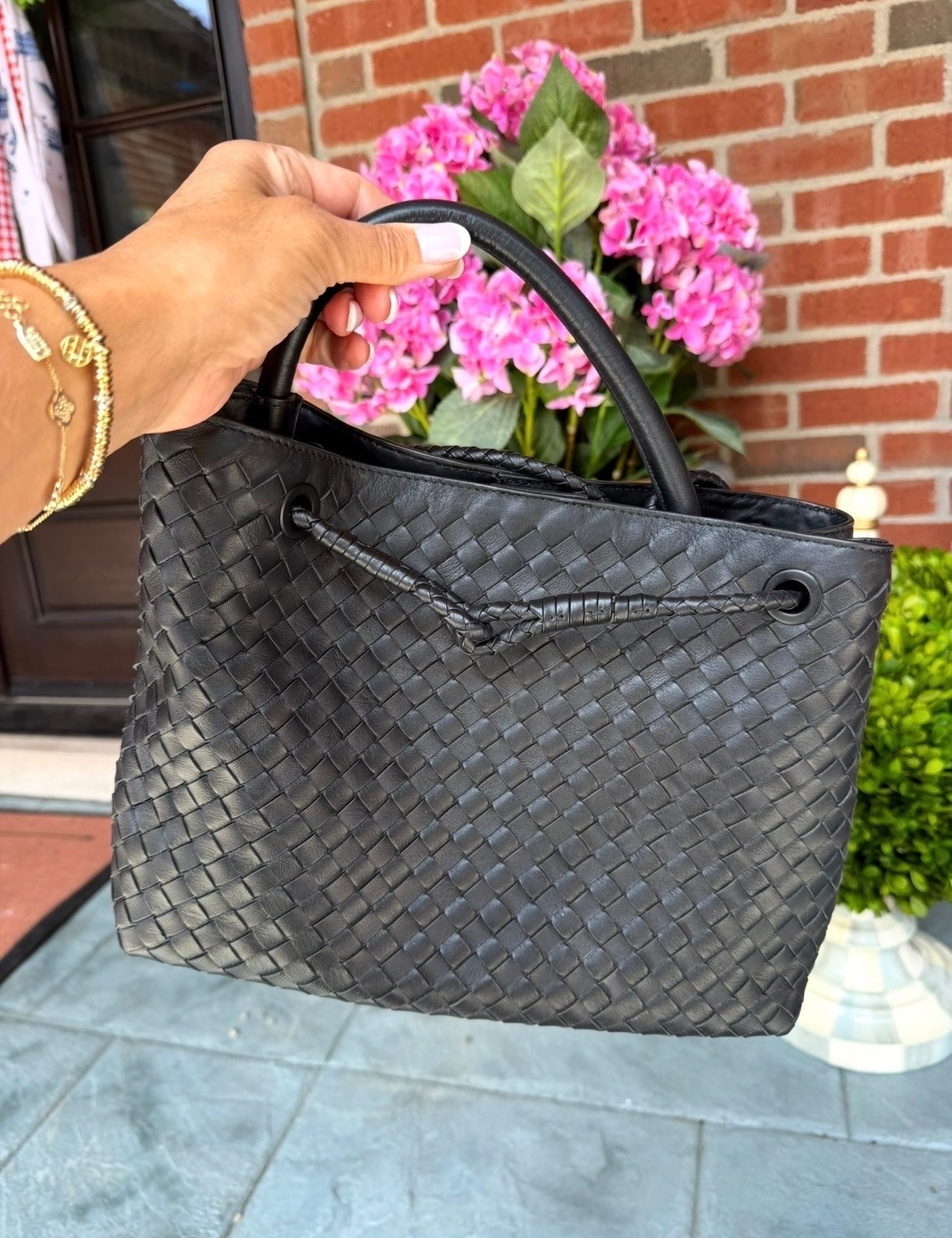This woven bag from @Quince is such a beautiful find. I love that it comes with a long strap, so you can carry it as a satchel or wear it crossbody when you need your hands free. It’s the perfect workwear bag and looks so good styled with classic everyday outfits.

#LTKgrwm #LTKdayinmylife #LTKootd