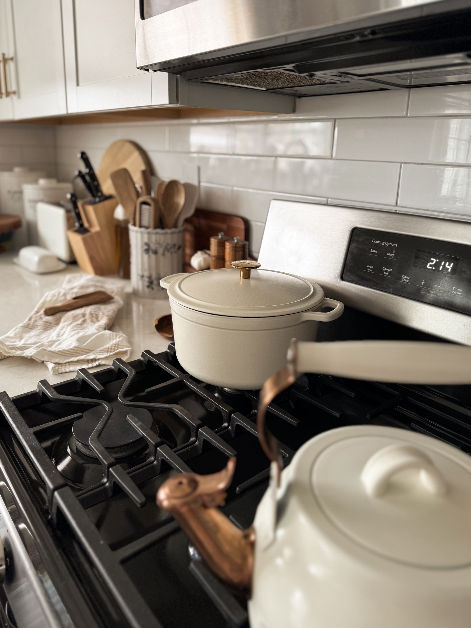 budget-friendly kitchen accessories & products that look expensive 👀

#LTKHome