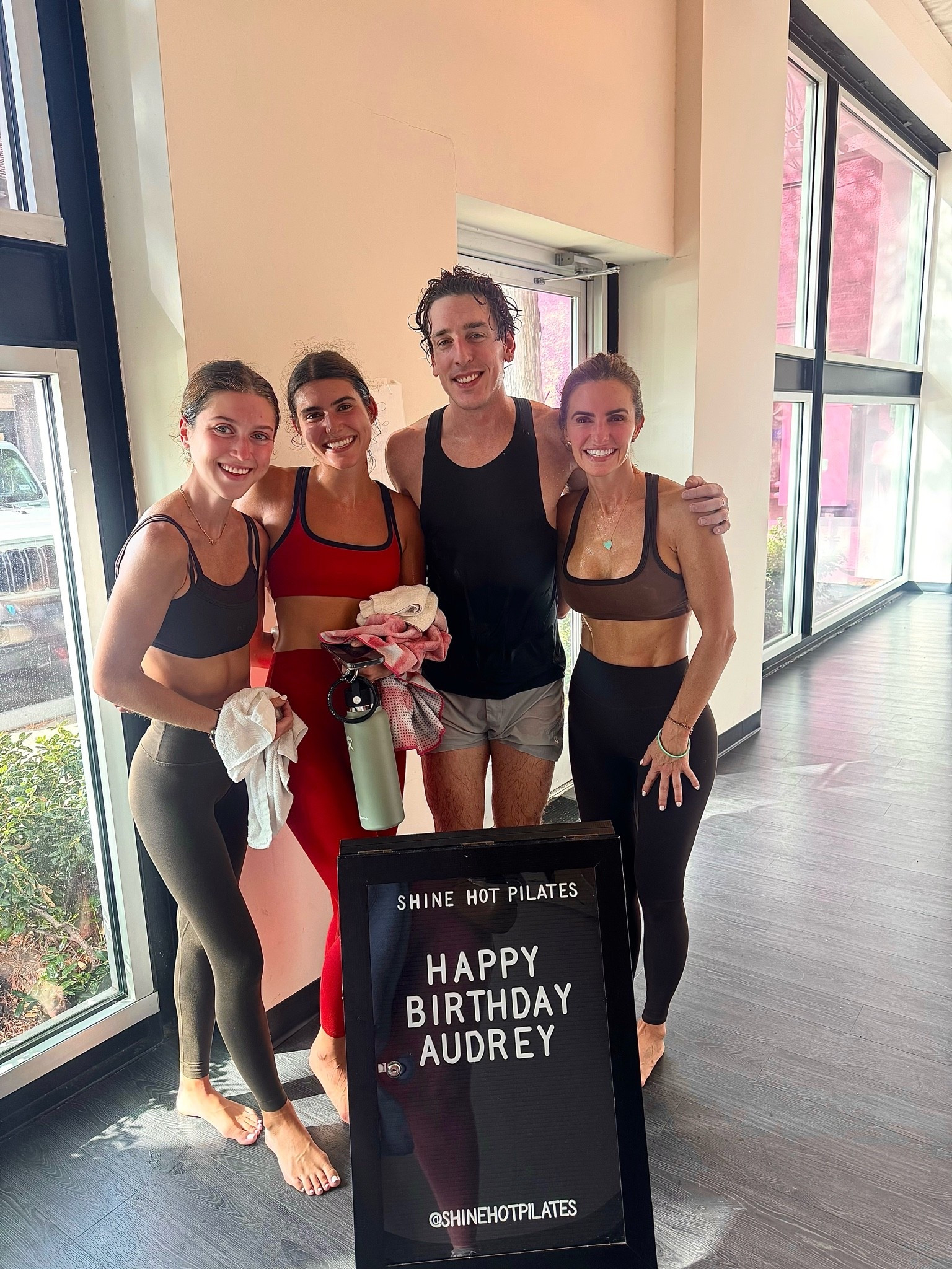 up early on a saturday for our fav adam & crazy fun wkout at @shinehotpilates (thanks for the detox wow i needed it) & you shop my new set by one of my fav brands below🤎🍄‍🟫🐻

we’re still all celebrating audrey’s bday even tho she’s not here lol 

set runs tts wearing small too xsmall bottoms 

+ shop wellness essentials too!

#LTKActive #LTKfitnessgoals #LTKdayinmylife