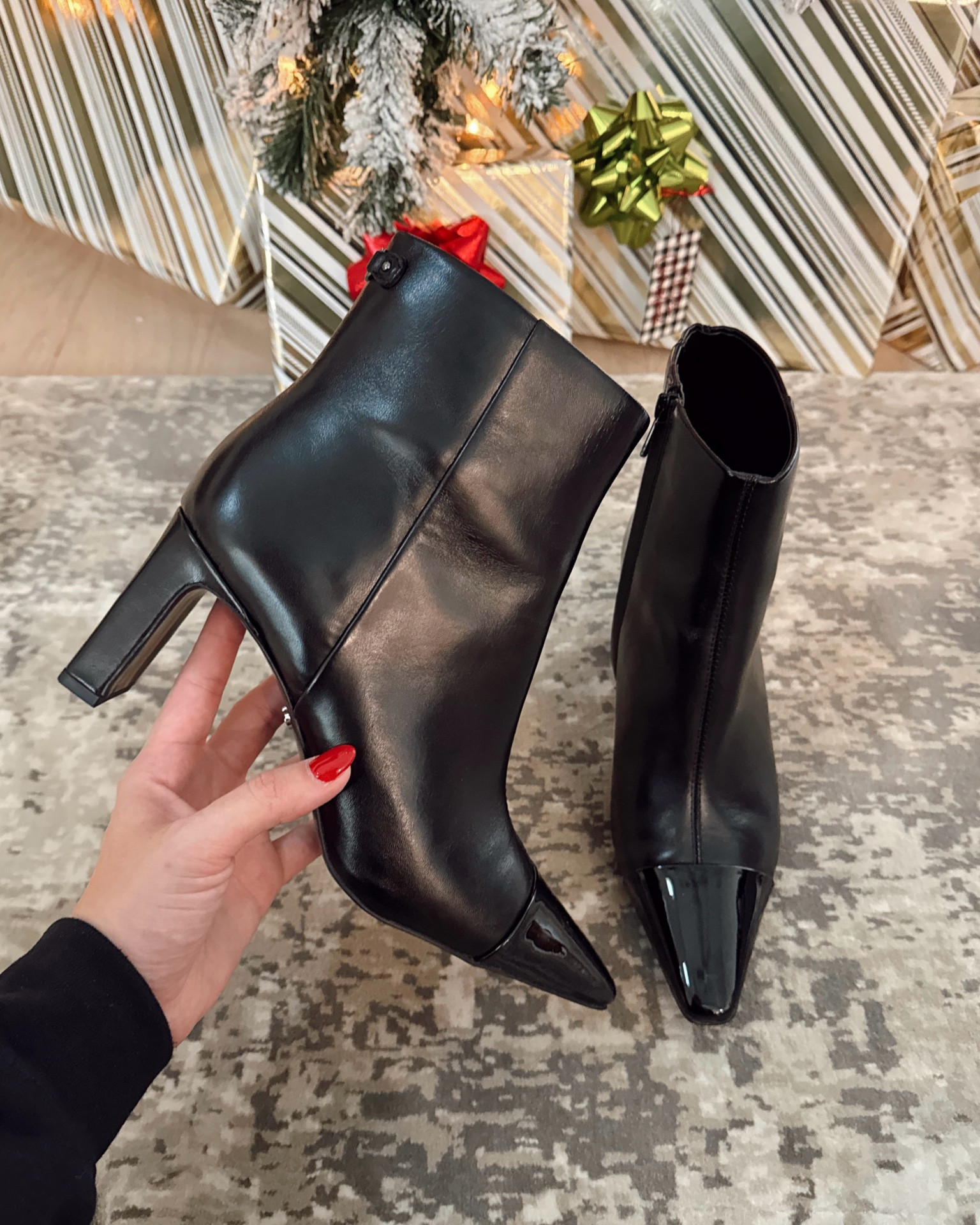 The most gorgeous black booties with a patent toe😍🖤 these are truly timeless and I love that they come all the way up to size 13!!!🤯🤯👏🏼🙌🏼

Black bootie’s, gift for her, gift for mom, gift for wife, gift for sister, gift for girlfriend, chic boots

#LTKShoeCrush #LTKGiftGuide #LTKHoliday