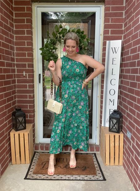 The cutest $40 wedding guest dress from Target!! I’m wearing a size small and it fits true to size. 

Wedding guest dress, dresses, sandals, Target style, Target, vacation outfit 

#LTKwedding #LTKFind #LTKtravel