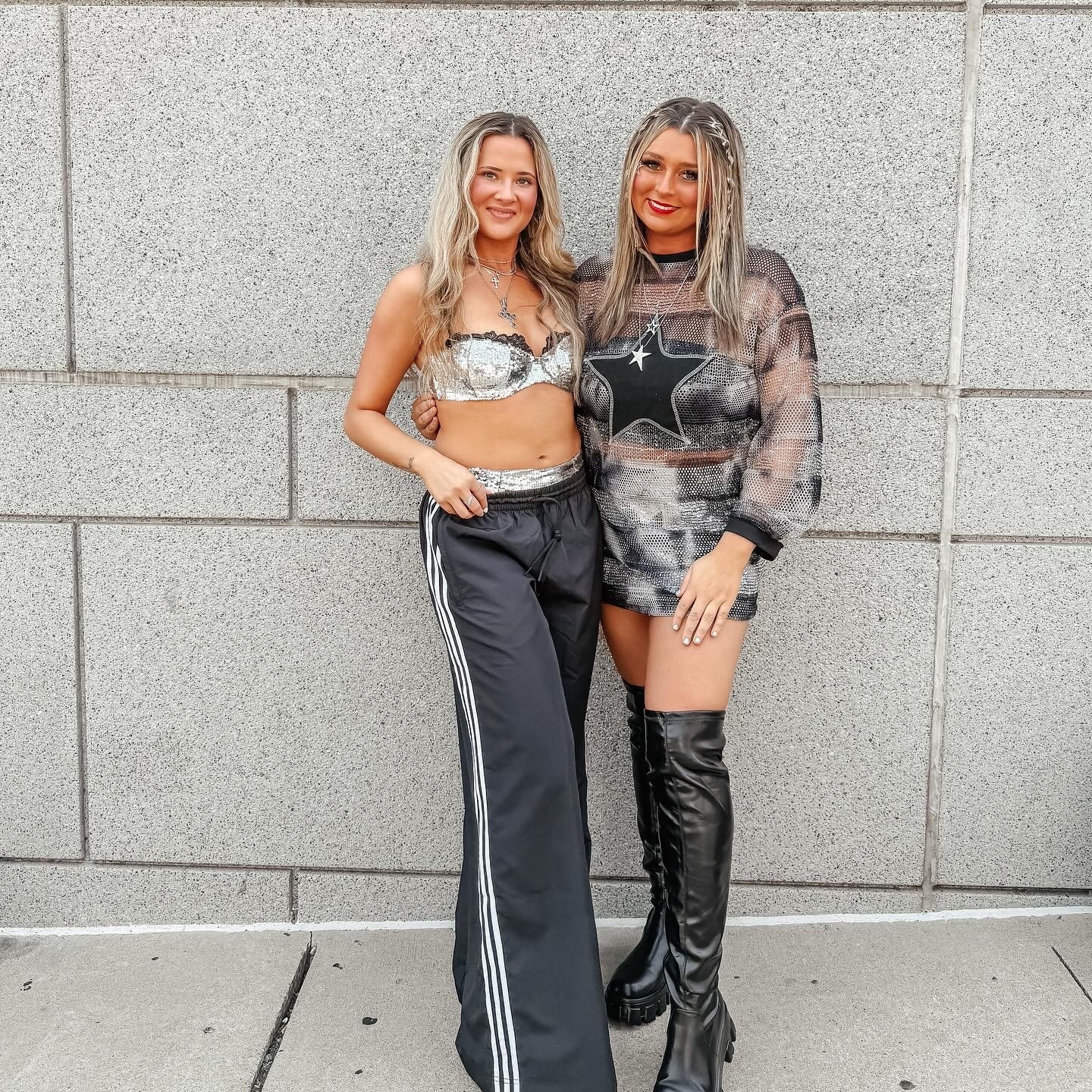 Tate McRae concert outfit 

Tate McRae 
Concert outfit
Black boots
SHEIN 


#LTKMidsize #LTKParties #LTKShoeCrush