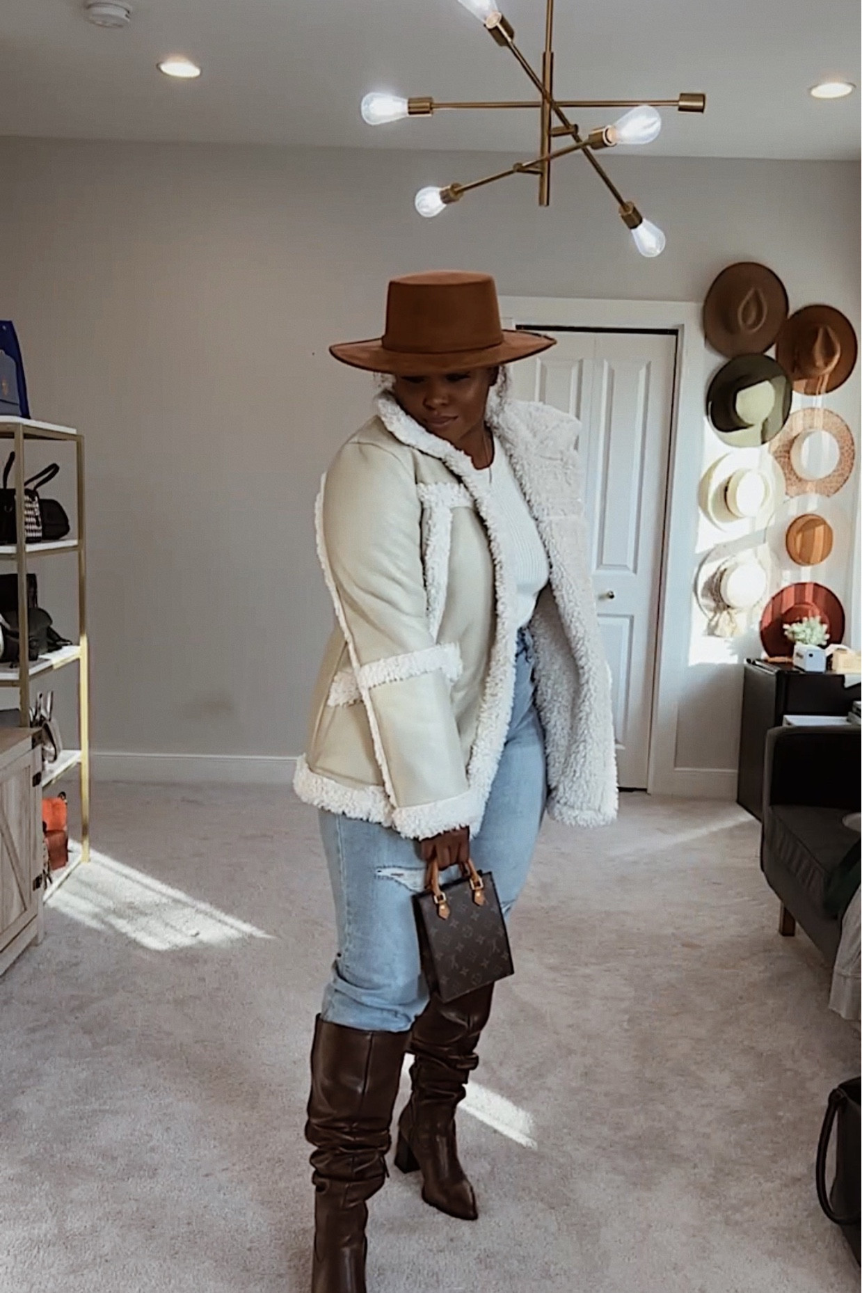 Love this jacket! 
Fedora: shoplivinfearless.com


#LTKcurves #LTKstyletip #LTKshoecrush