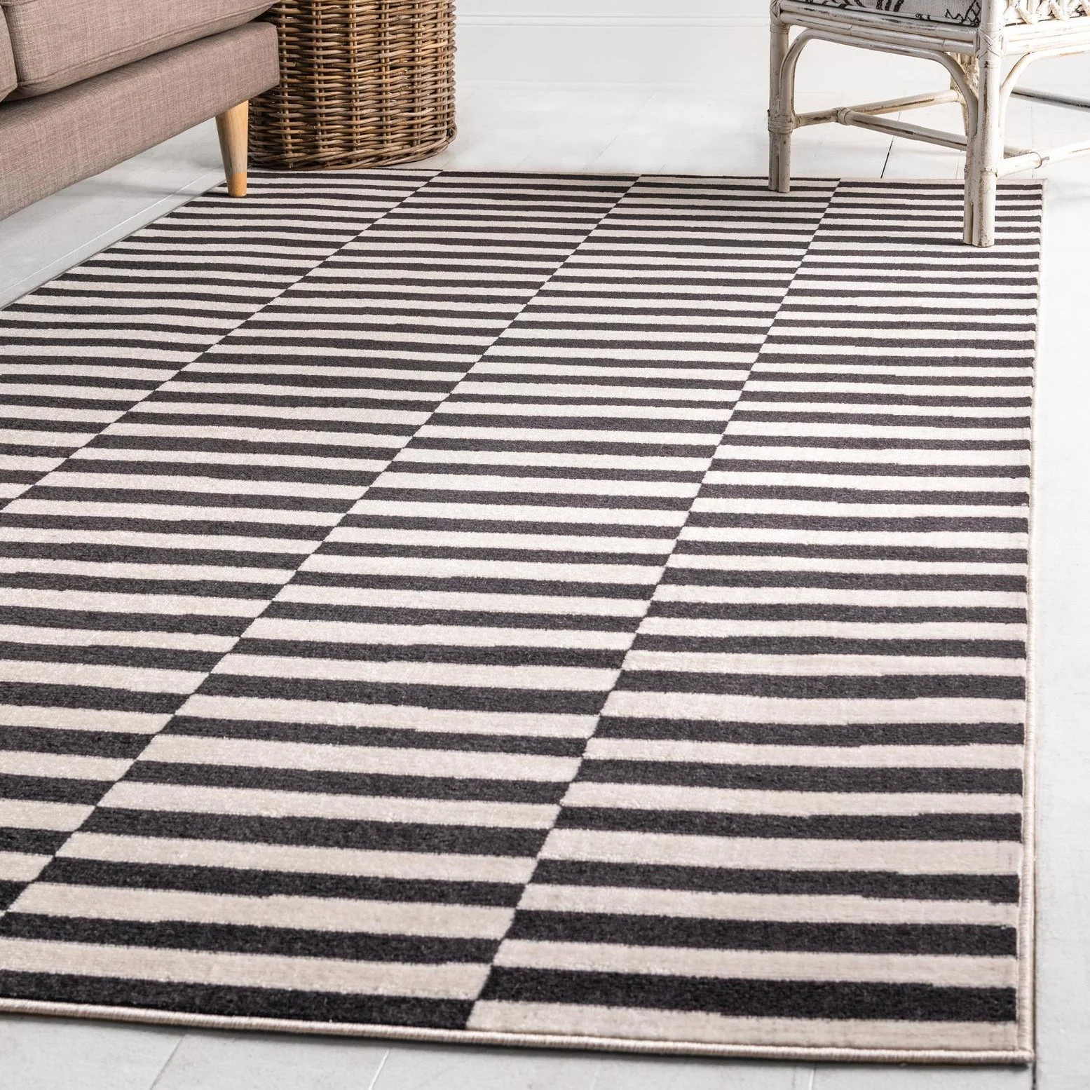 Unique Loom Williamsburg Collection Area Rug - Striped (8' x 10' Rectangle Black/Ivory) | Walmart (US)