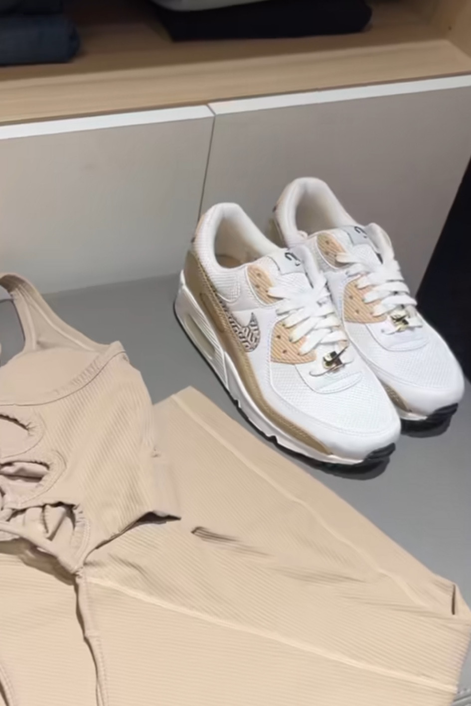 My airmax’s ✨

#LTKshoecrush #LTKSeasonal #LTKbrasil