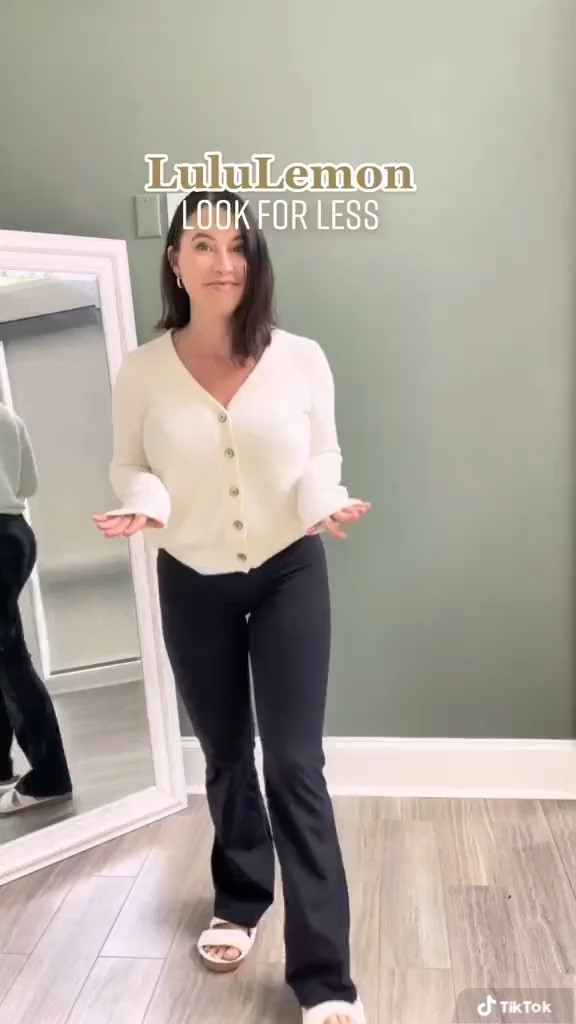 The LuluLemon Super-High-Rise Flared Legging lookalikes you didn’t know you needed & only $25!

#LTKsalealert #LTKunder50 #LTKstyletip