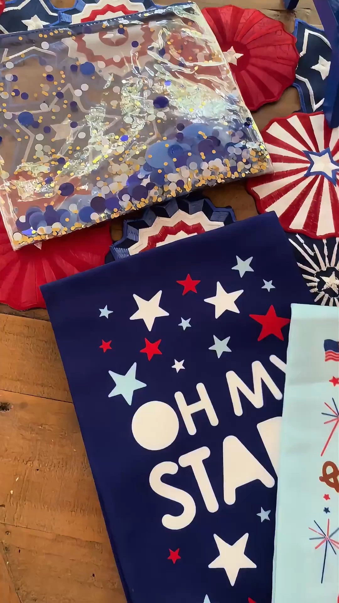 Patriotic Party Table Decor 🇺🇸✨ Red, White & Blue Entertaining Ideas

The cutest red, white & blue setup for all your summer hosting 🇺🇸❤️💙 From festive cake sippers + star-spangled drinkware to scalloped tea towels and confetti pouches, this tablescape is perfect for 4th of July parties, backyard BBQs, and summer celebrations ✨

Everything is such a fun mix of playful + preppy—love the chinoiserie vase with mini flags, layered patriotic linens, and the statement cake centerpiece 🎂🇺🇸 These pieces make hosting feel effortless but still so elevated!

Perfect for entertaining, gifting, or adding a festive touch to your kitchen and bar cart all season long 🎆

patriotic party decor, 4th of july entertaining ideas, red white and blue tablescape, summer hosting essentials, festive table styling, patriotic kitchen decor, bbq party setup, americana decor, hostess gift ideas

#LTKfoodie #LTKHome #LTKmomlife