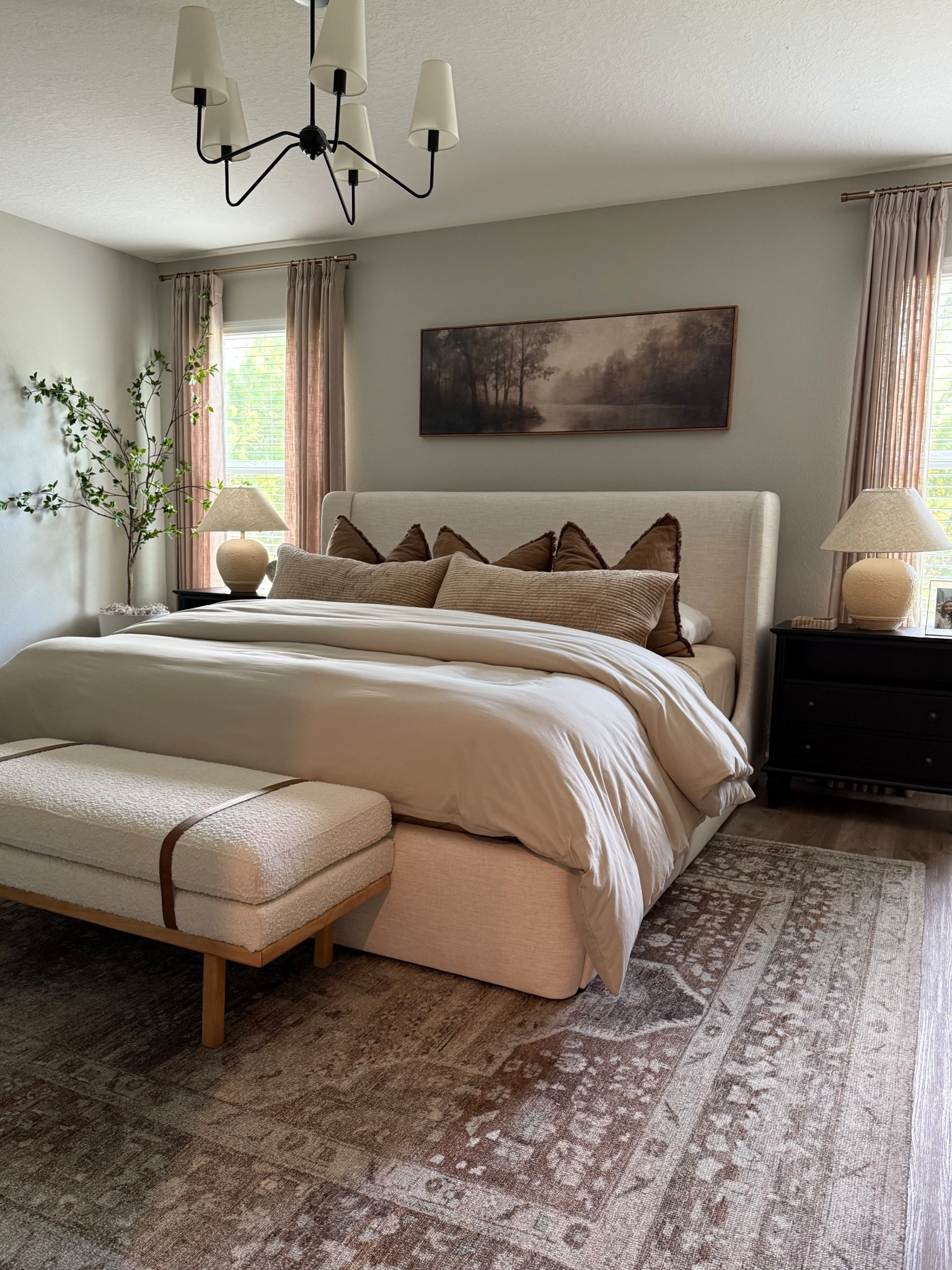 Lowest price I’ve seen on my bedroom rug! Love the earthy colors 😍 

Loloi rugs, bedroom rug, master bedroom, bedroom inspo, Amazon home finds 

#LTKHome #LTKSaleAlert