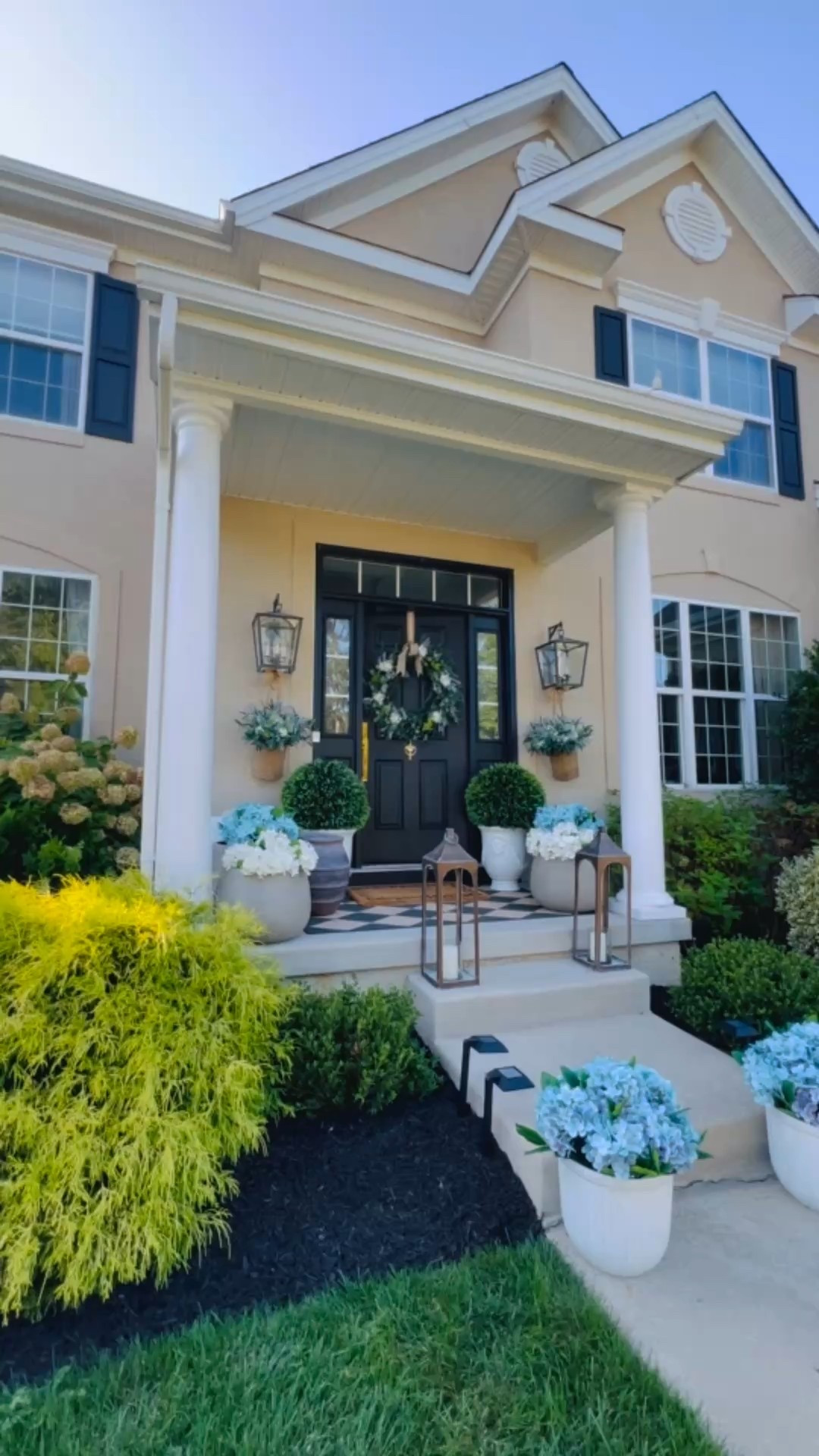 I turned a page and it was October again 😭

Fall home 
Autumn fever 
Fall decor 
Pumpkins 
Fall front porch 

#LTKHome #LTKSeasonal #LTKHalloween