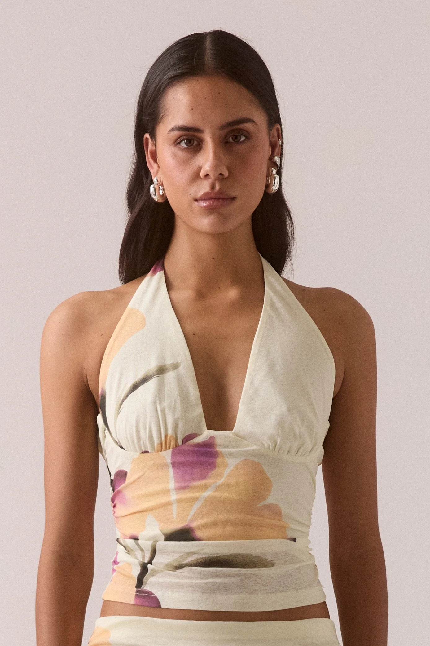 Akanni Top | South Moon Under