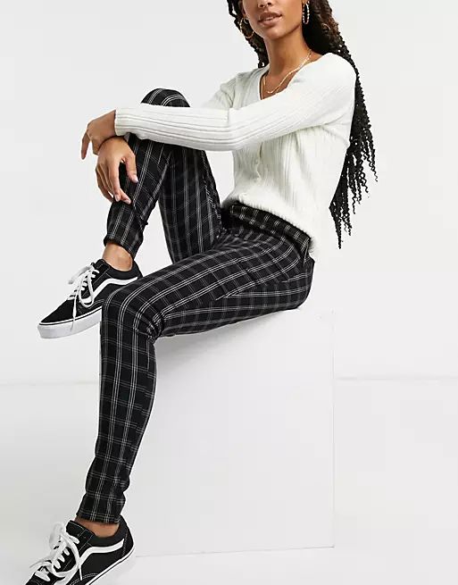 New Look slim leg grid check pants in black pattern | ASOS (Global)