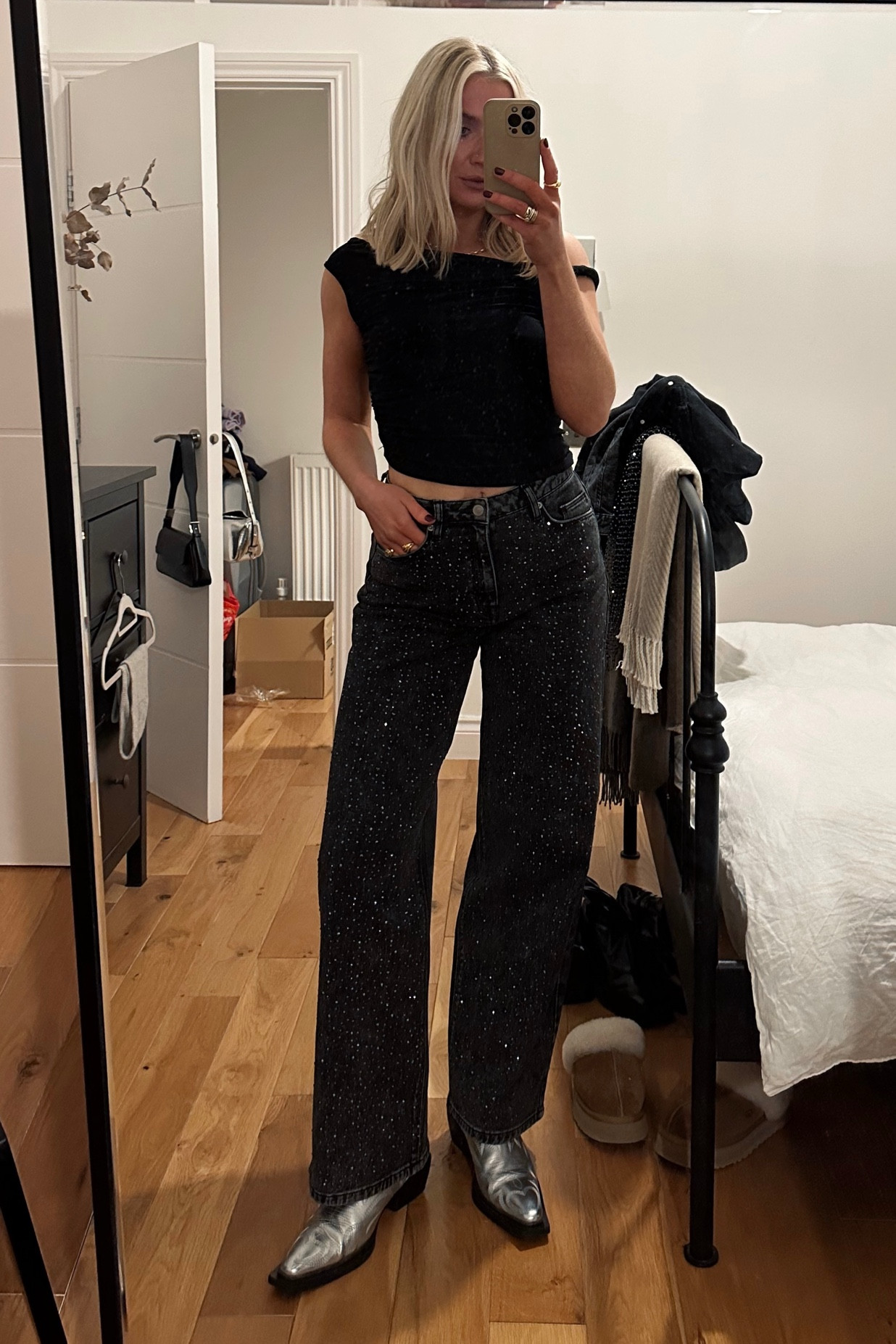 Winter outfit
Party outfit
Rhinestone jeans
Silver cowboy boots 
Christmas party outfit ideas
Styling tips #LTKSeasonal 

#LTKstyletip #LTKeurope