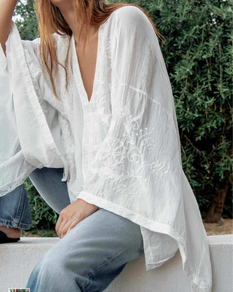 Zara finds 

Holiday style, summer top, flip flops, leather flip flops, new in

#LTKuk #LTKsummer #LTKeurope