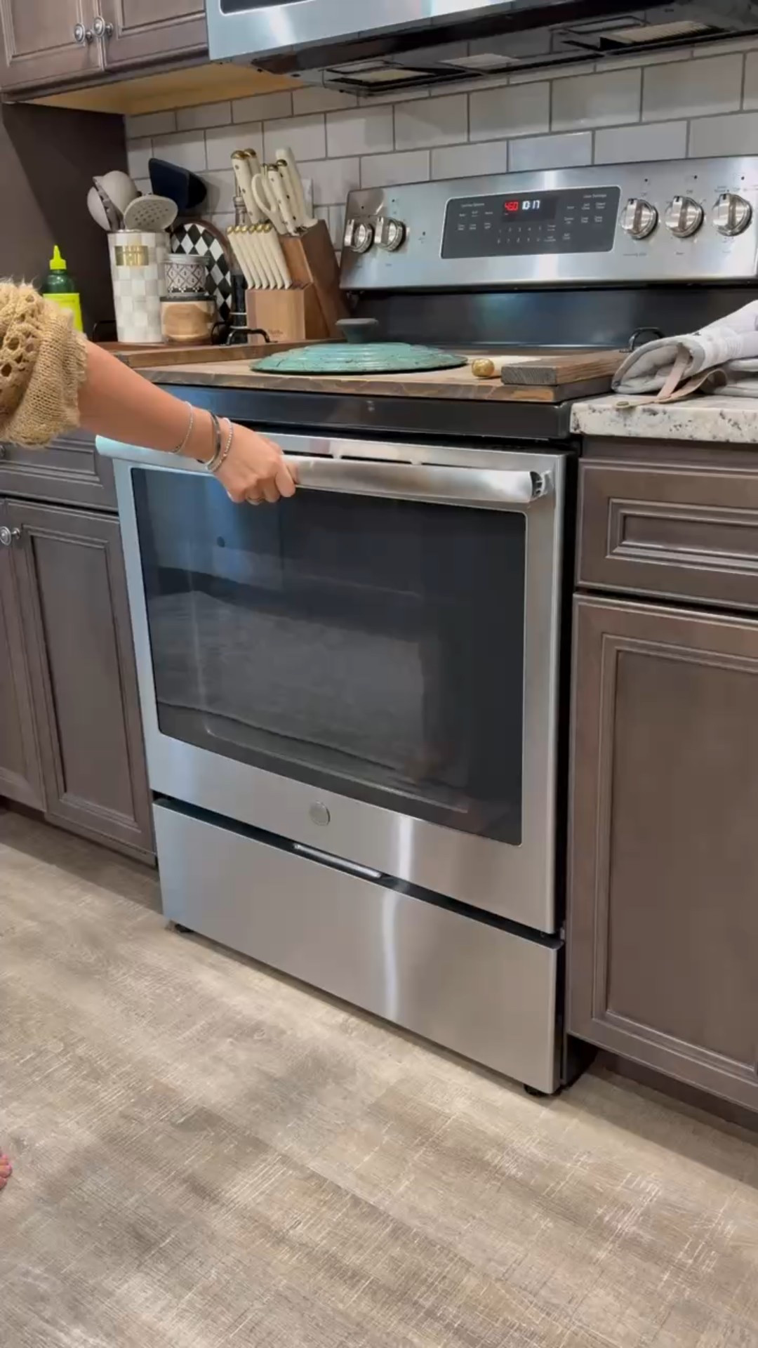 Stop it right now, I am so freaking proud of my bread!!  Not only did it turn out gorgeous, it tastes so good.  I am not kidding when I say I am super excited about this. Maybe I’m going to stay in my sour dough era. 
Bake with me, sour dough, kitchen essentials 

#LTKPetite #LTKfoodie #LTKHome