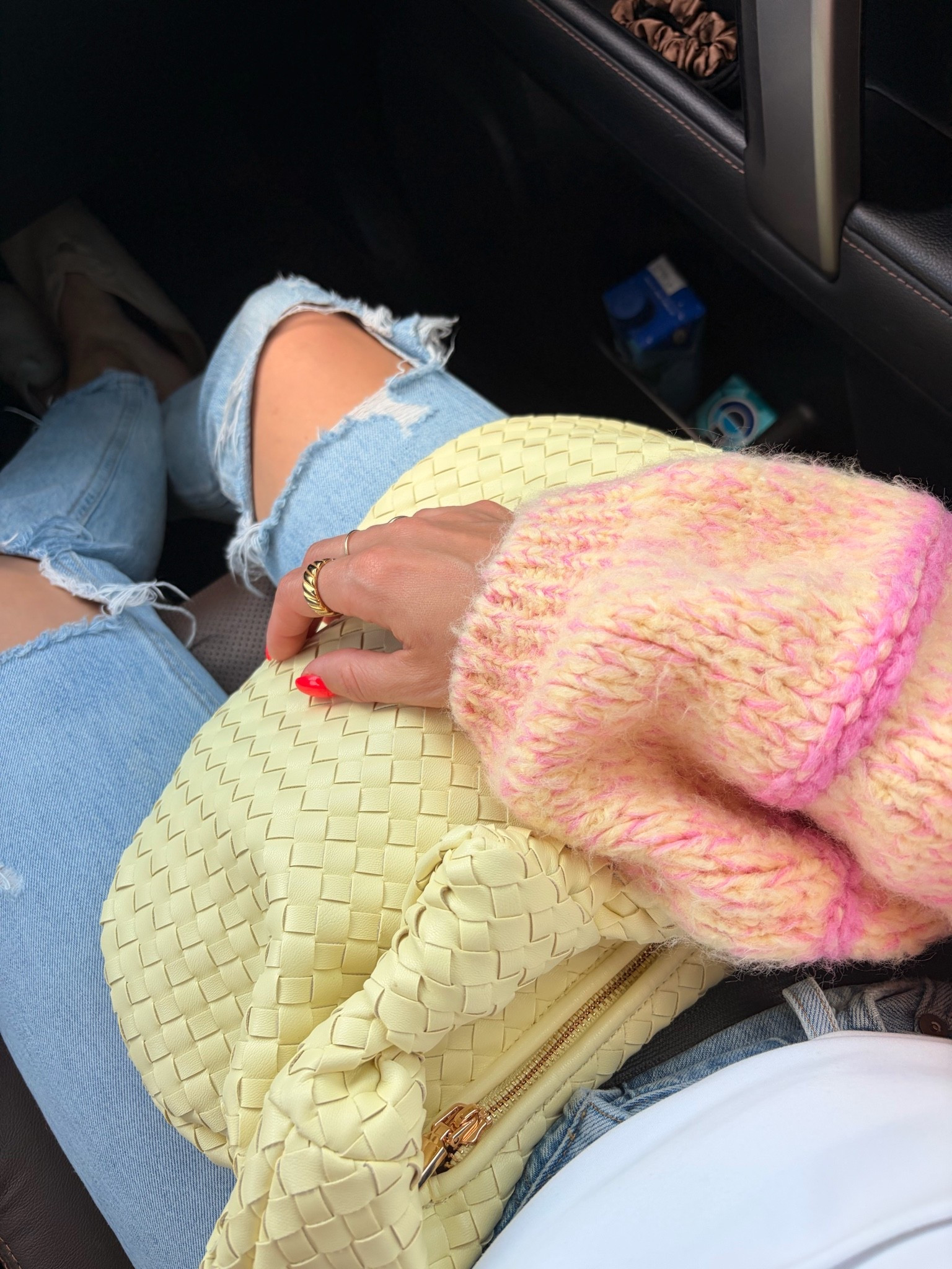 Colorful spring accessories 🍋🌸



Summer outfits / yellow purse / yellow bags / pink sweater

#LTKootd #LTKSeasonal