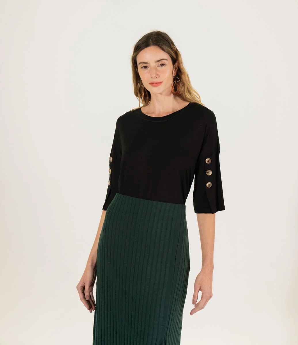 Blusa Lisa Mullet com Botões | Lojas Renner (BR)