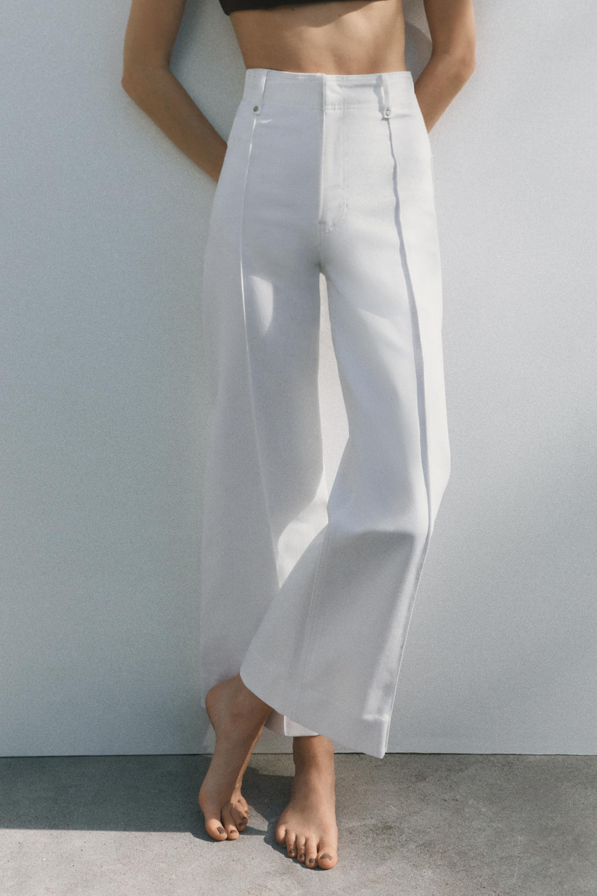 Relaxed Leg - Ankle Length - High WaistZW ZARA WOMAN JEANSJeans with a high waist made of cotton ... | Zara US