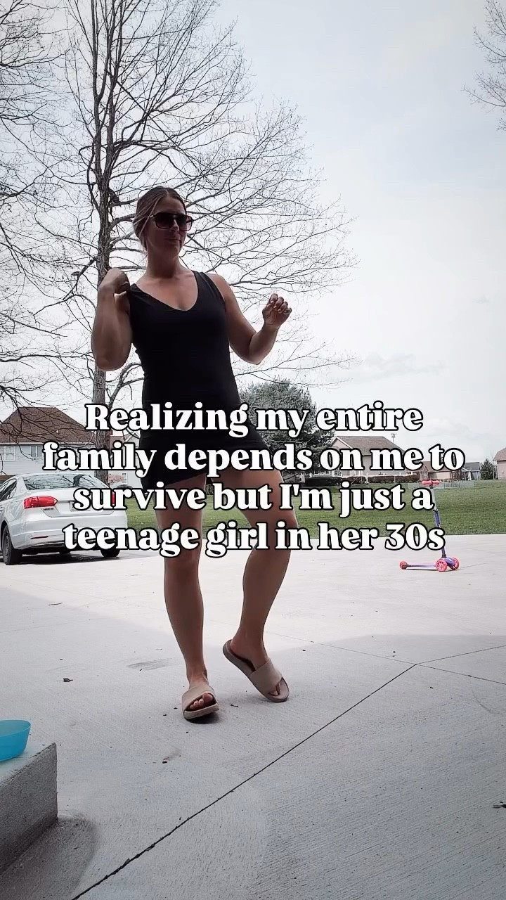 Realizing my entire family depends on me to survive but I'm just a teenage girl in her 30s