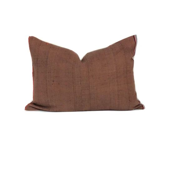 Brown Hemp Hmong Pillow Cover | Vintage Textile | Boho Pillow | 14x20 | No6007 | Etsy (US)