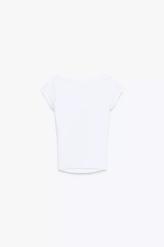 SLIM FIT - BOAT NECK - SHORT SLEEVET-shirt made from ribbed fabric with a boat neck and very shor... | Zara UK