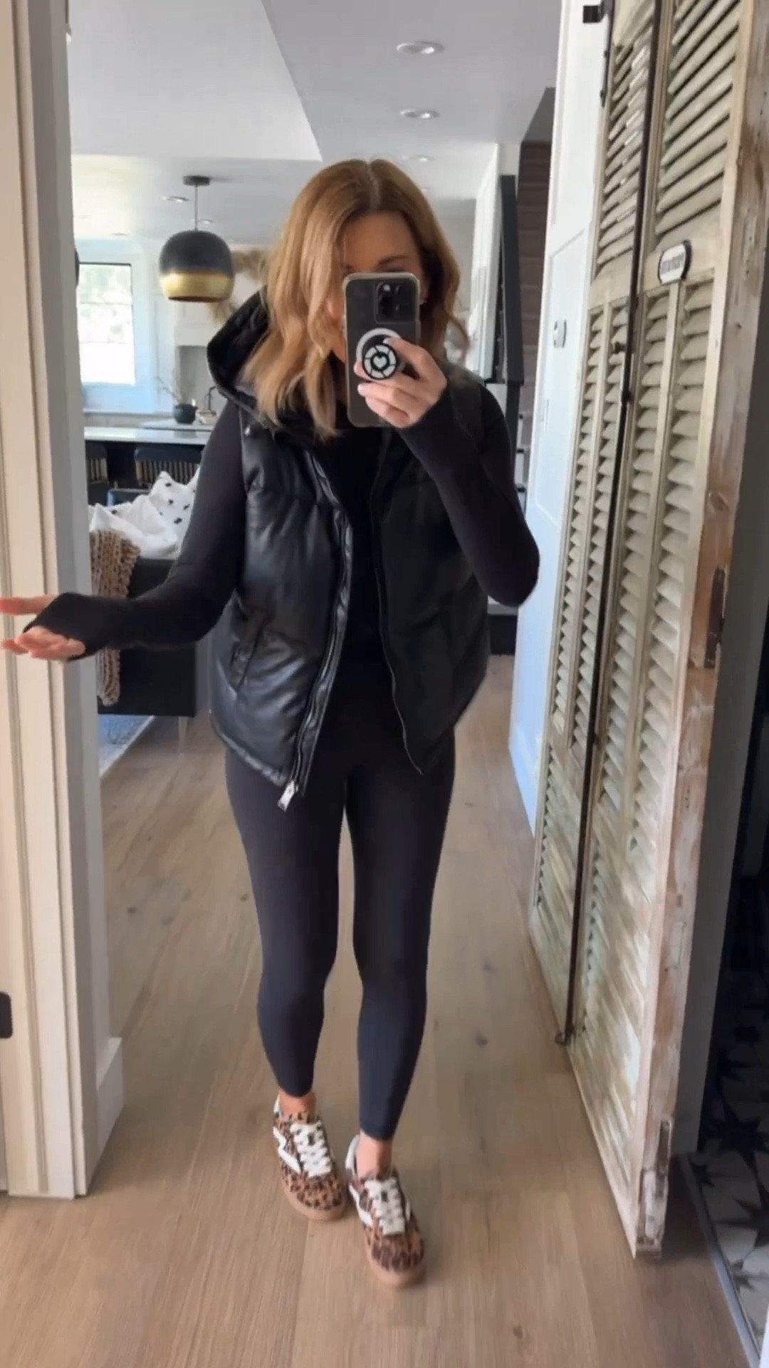 Fit check!
Small top
Size 6 leggings
Size 7.5 shoes
Size medium vest 

#LTKFindsUnder50 #LTKFitness #LTKStyleTip