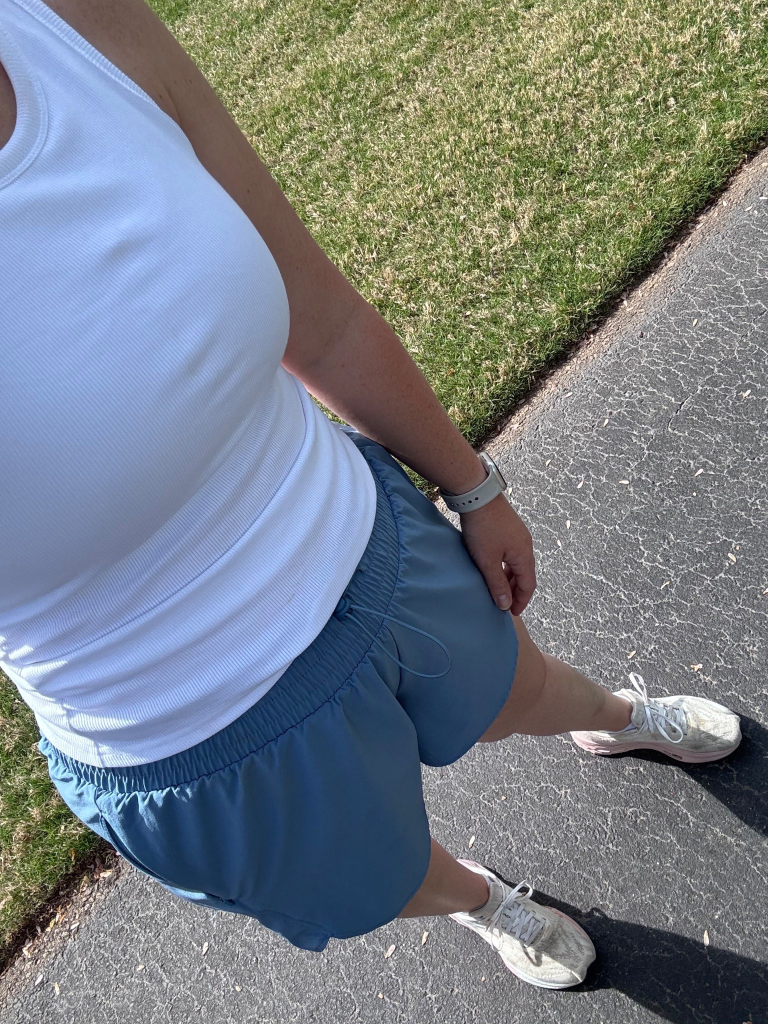 My current outfit obsession. Mom ootd 