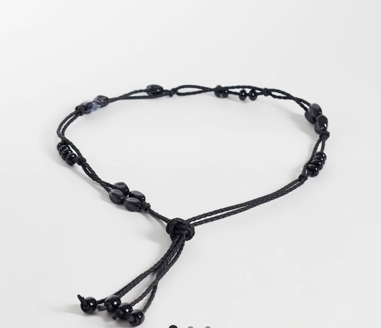 How cute is this rope belt? I would wear it to bring some attention on a minimalist simple black and white outfit or a white dress or blazer

#LTKootd #LTKU