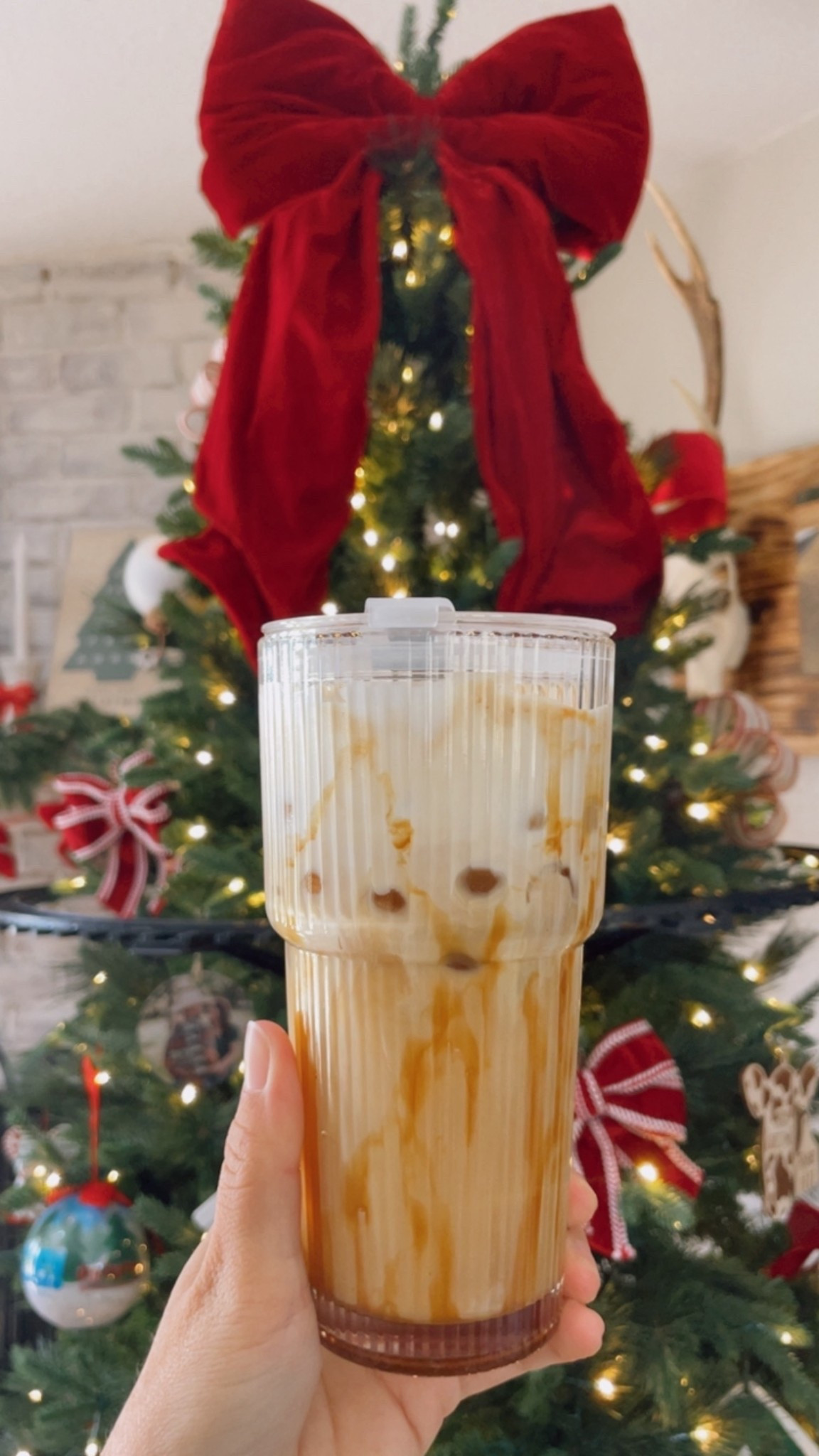 Must have GLASS iced coffee cups! Come in a 4 pack with 4 glass straws! 😍 

#LTKHome #LTKmomlife #LTKGiftGuide