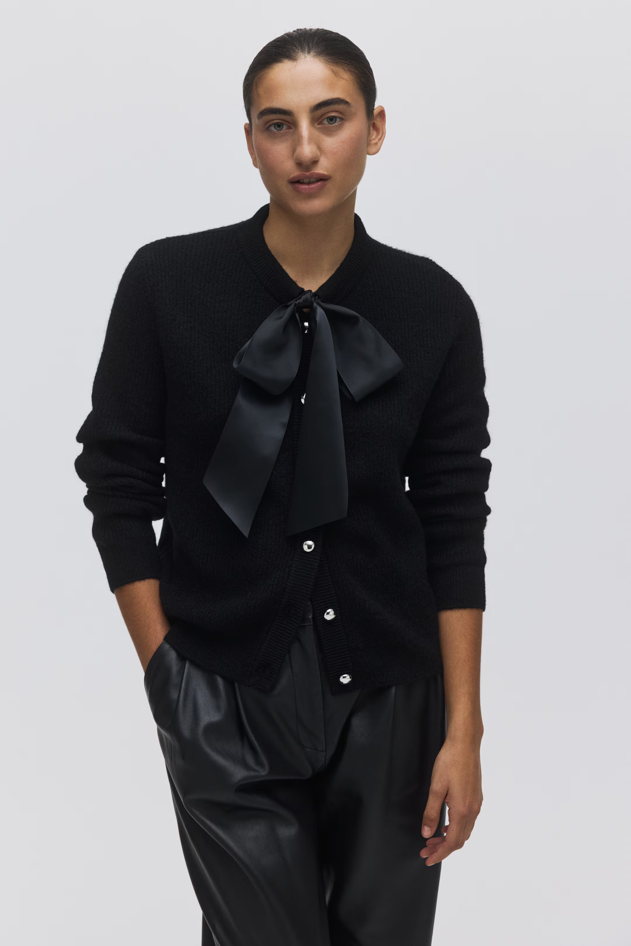 Bow-detail cardigan | H&M (UK, MY, IN, SG, PH, TW, HK)