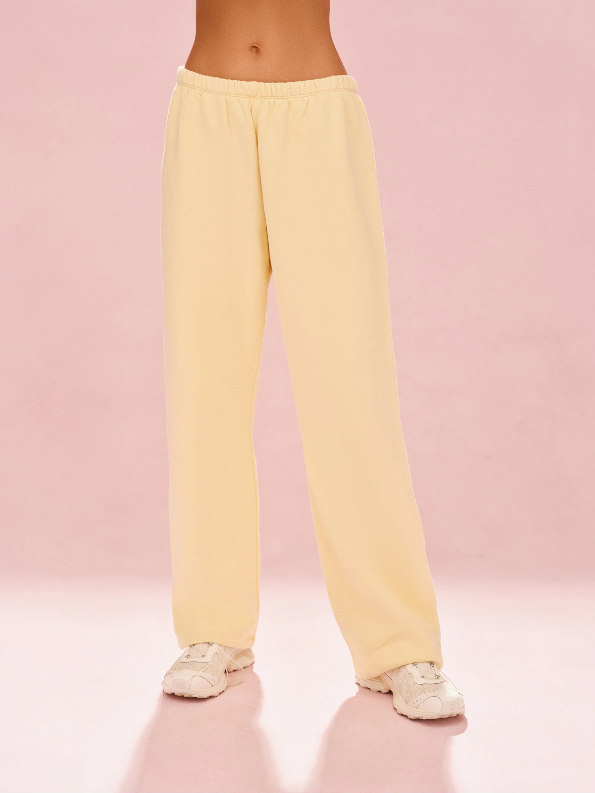 MIDWEIGHT SWEATS STAPLE STRAIGHT LEG SWEATPANTS - LAWN | SET Active