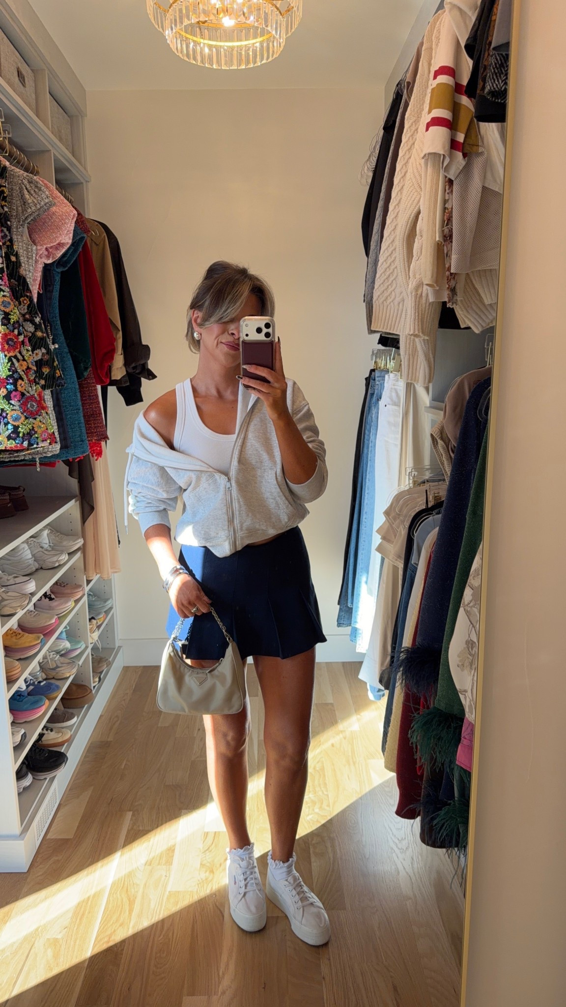 Abercrombie causal everyday fall to
Winter transitional outfit

Wearing my usual small in skirt and shirt medium in jacket

Casual everyday
Abercrombie outfit
Navy skort
Grey hoodie
White tank


#LTKStyleTip #LTKFindsUnder100 #LTKSeasonal