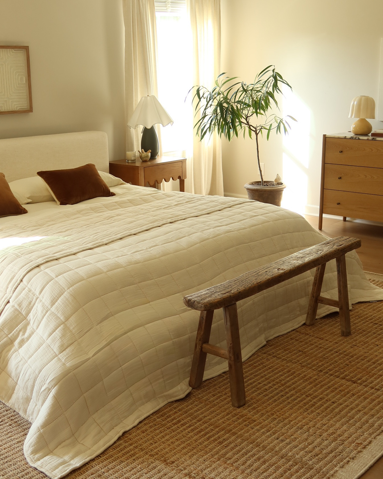 The absolute coziest bedding for Fall! 
“Ivory” color bamboo sheets are INCREDIBLE and luxurious 
“Undyed” color gauze quilt is soft so and cozy!! @onequince
#quincepartner #bedding #fallbedding #linens #sheets #quilt 

#LTKHome #LTKFindsUnder100 #LTKSaleAlert