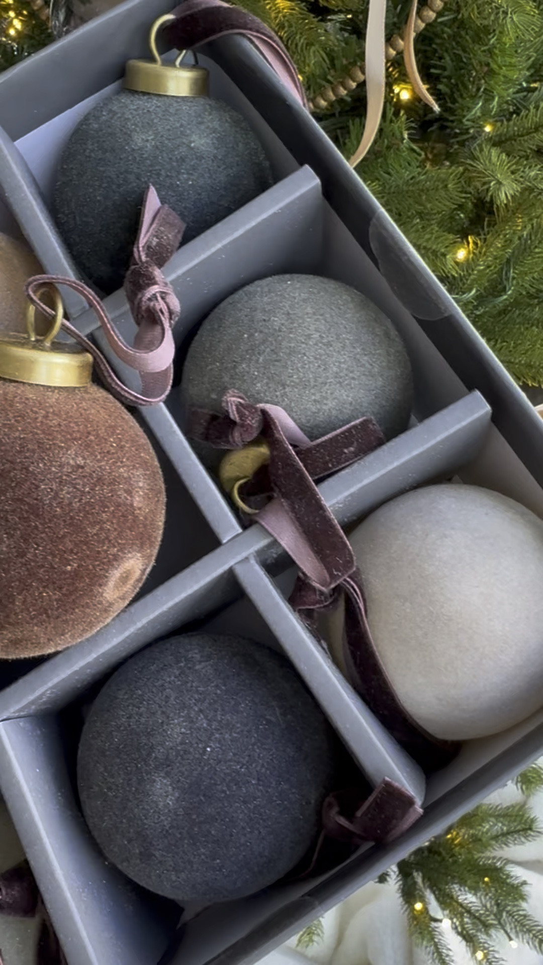 Felt ornament set in stock🎄

Christmas ornaments, Christmas tree, flocked ornament

#LTKFindsUnder50 #LTKHoliday #LTKSeasonal