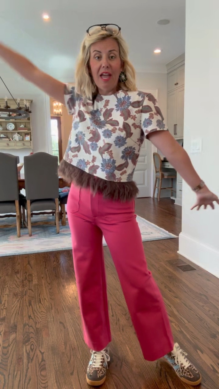 Head to toe on sale! It’s a win!

S top
26 pants
8 shoes



#LTKdayinmylife #LTKootd #LTKSaleAlert