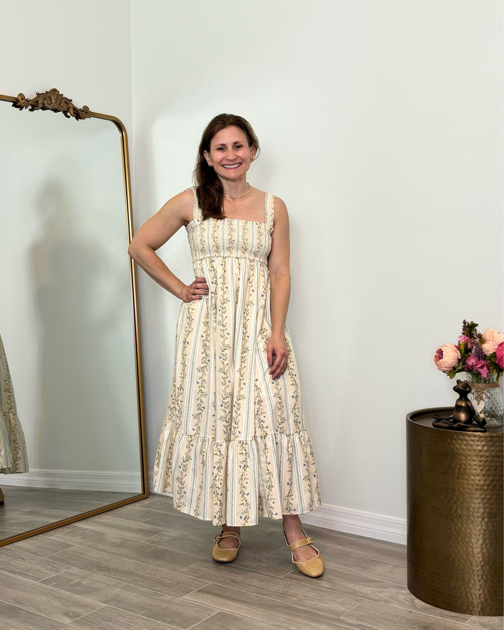 Convertible dress with petite size options (different colors and patterns available). Wearing my true size XS- I’m 4’10"

#LTKootd #LTKOver40 #LTKPetite