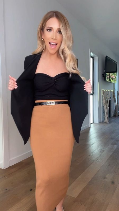 Perfect happy hour transition outfit 
Wearing xs in:
Camel midi skirt
Sweater tube top
Machine washable blazer


#LTKworkwear #LTKstyletip