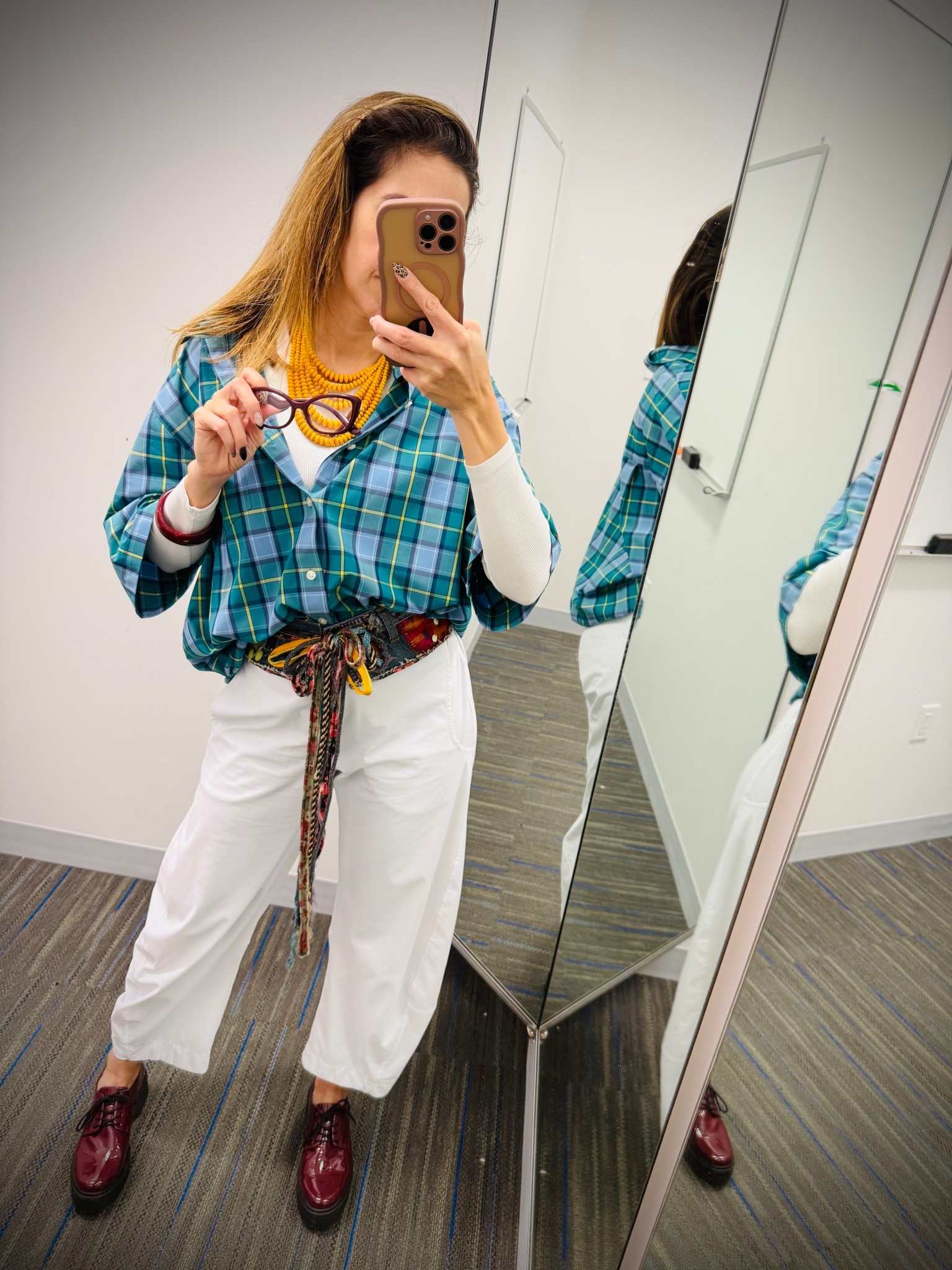 Un look para inspirarte 
No tengo todas las piezas pero te consegui similares
Tu ponle tu toque!! 