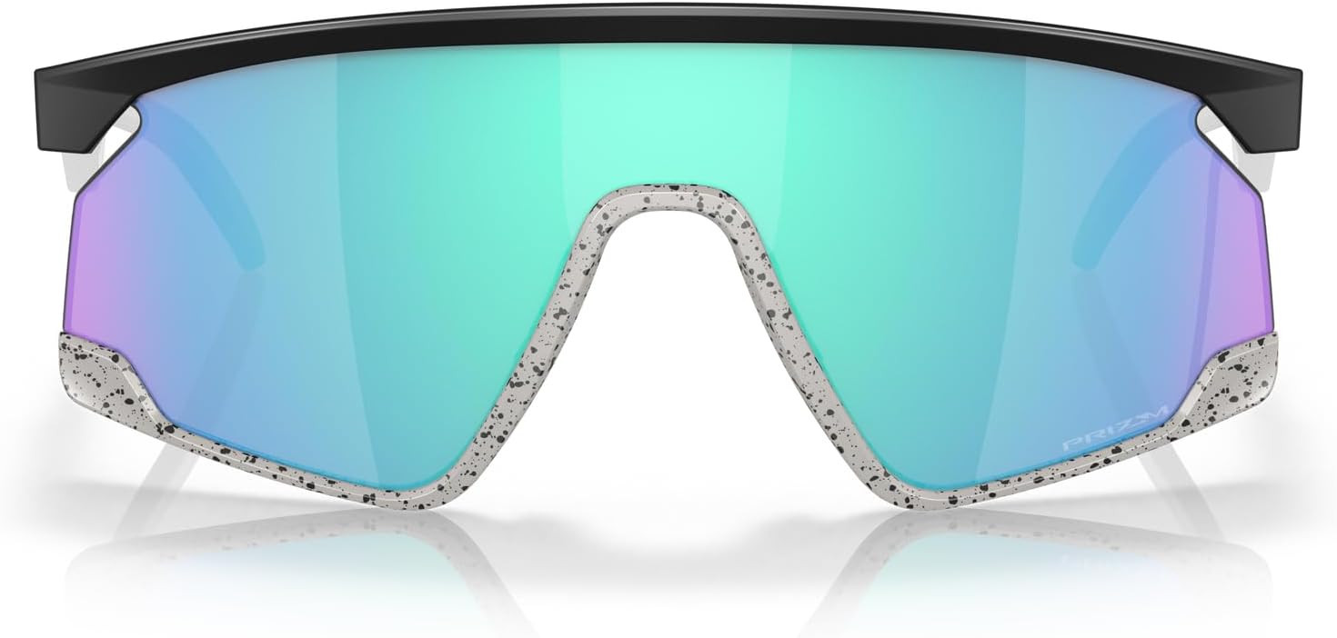 Oakley OO9280 BXTR Sunglasses | Amazon (US)