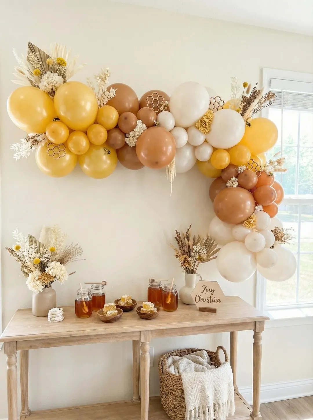 Bumble Bee Balloon Garland Kit: Honeycomb Balloon Arch | Little Honey Baby Shower Decor | Etsy (US)