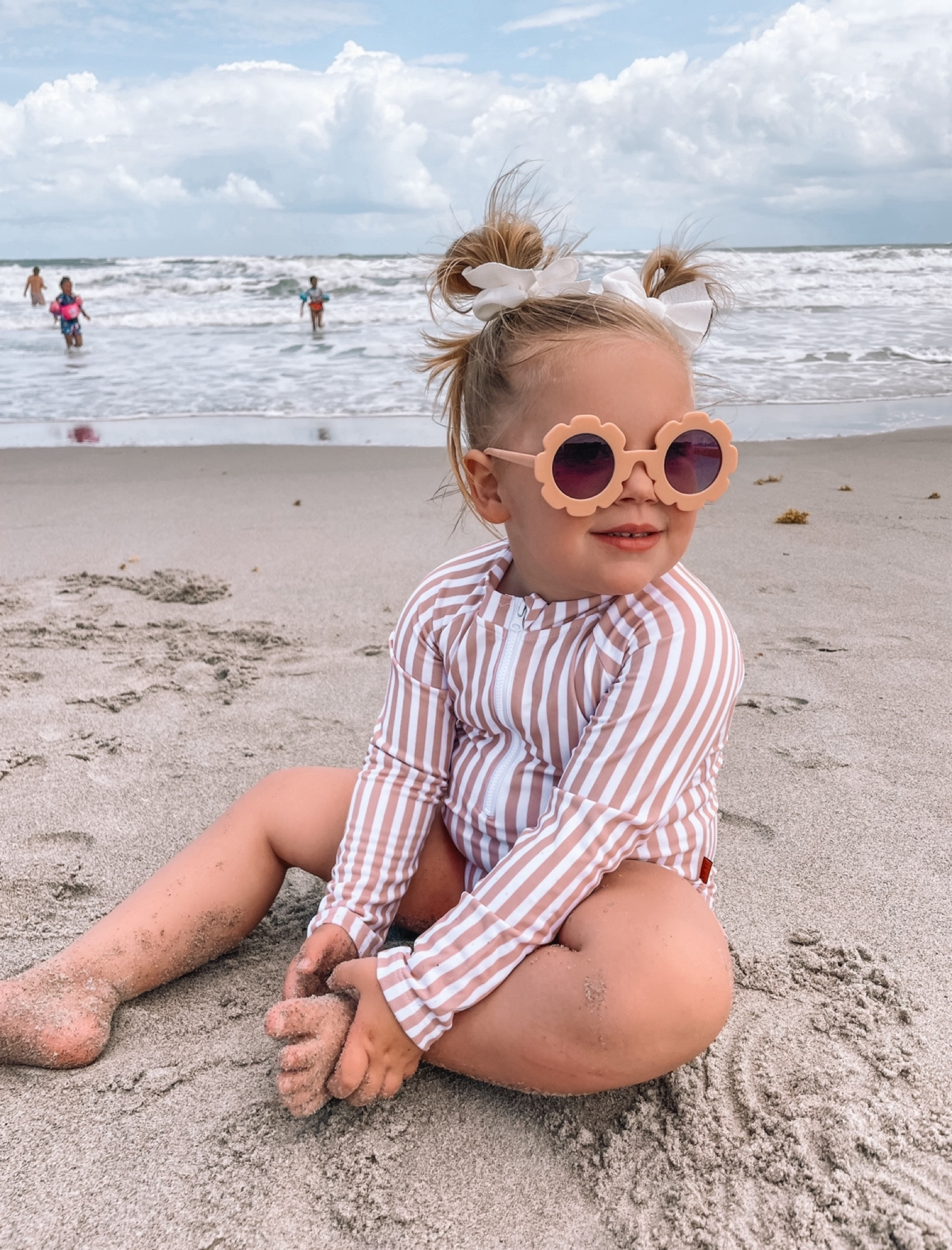Summer vibes only 🌊🤍 
•
•
•


#LTKSwim #LTKStyleTip #LTKKids