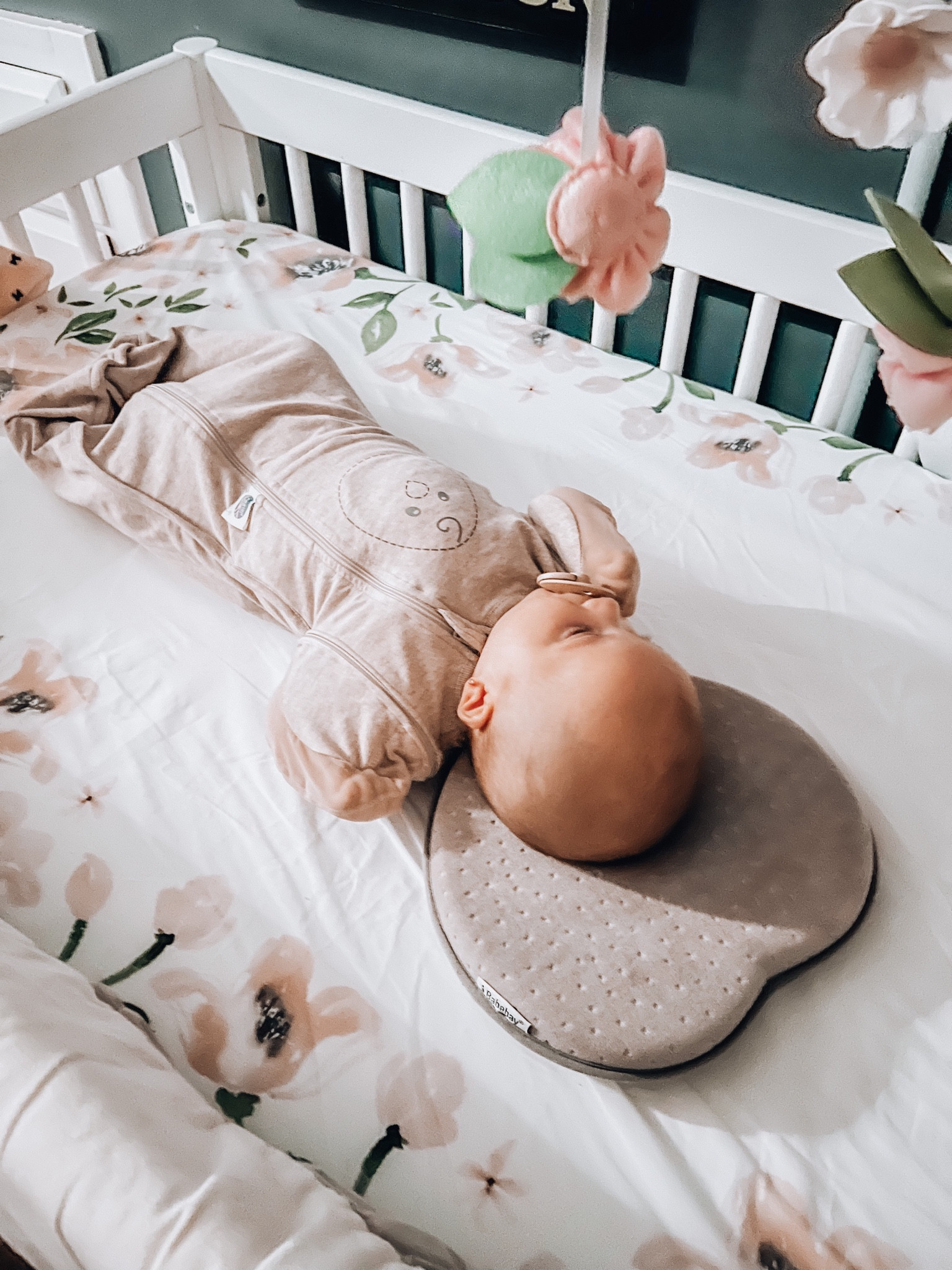 #babycrib #chicbaby #babyheadpillow #floralmobile

#LTKkids #LTKbaby #LTKHolidaySale