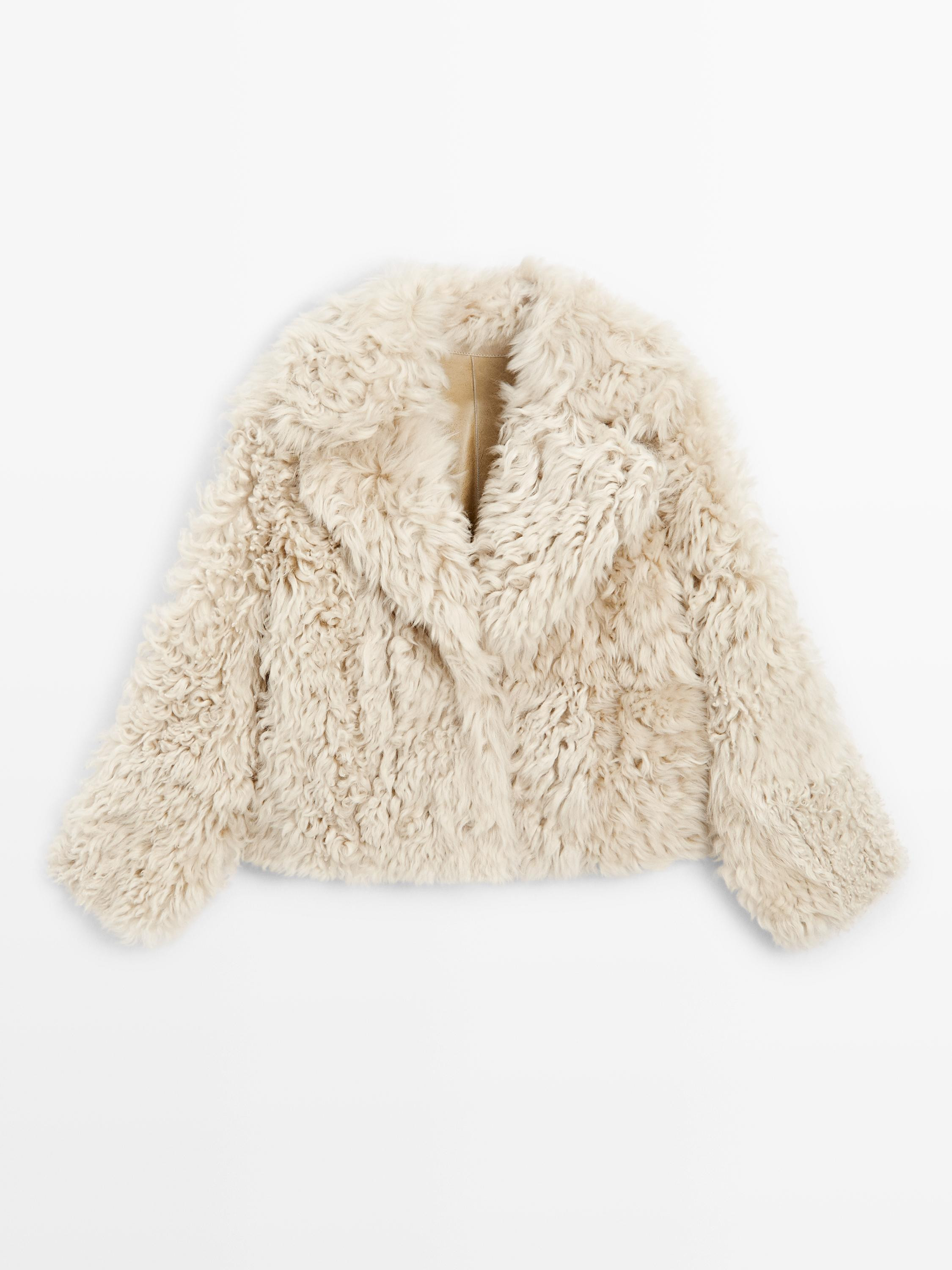 Manteau court en peau lainée - STUDIO | Massimo Dutti FR