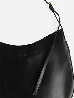 Halbmondförmige Schultertasche | Arket EU