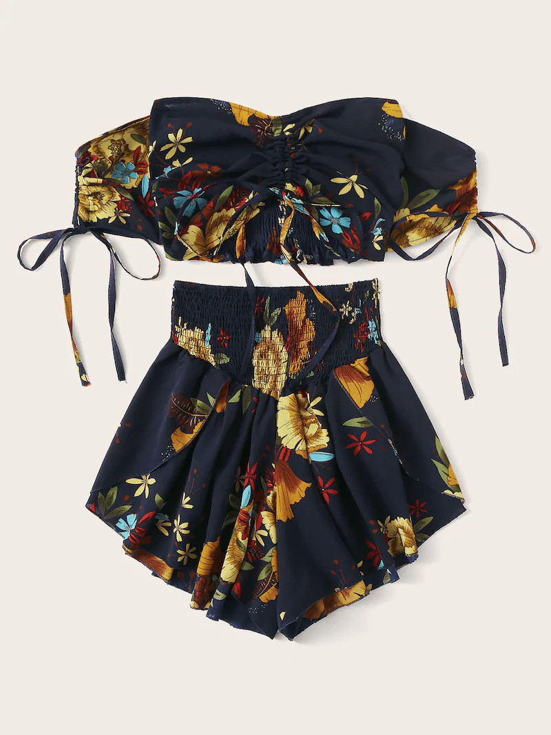 Plus Off Shoulder Floral Print Shirred Top With Shorts | SHEIN