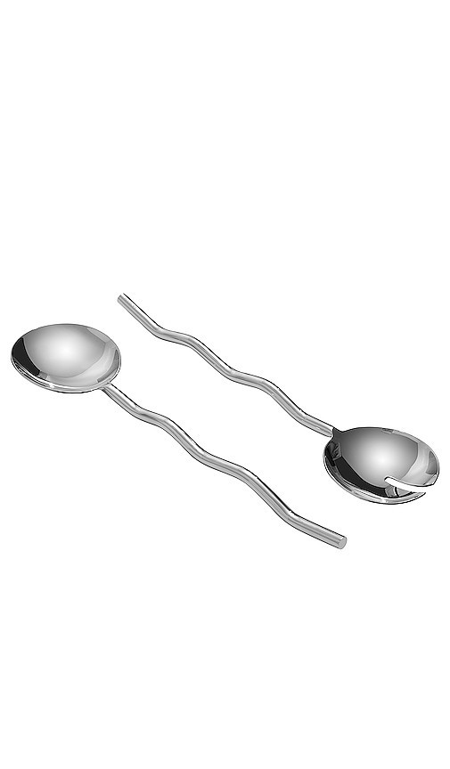 Fazeek SERVIERLÖFFEL WAVE SALAD SERVERS in Metallic Silver. | Revolve Clothing (Global)