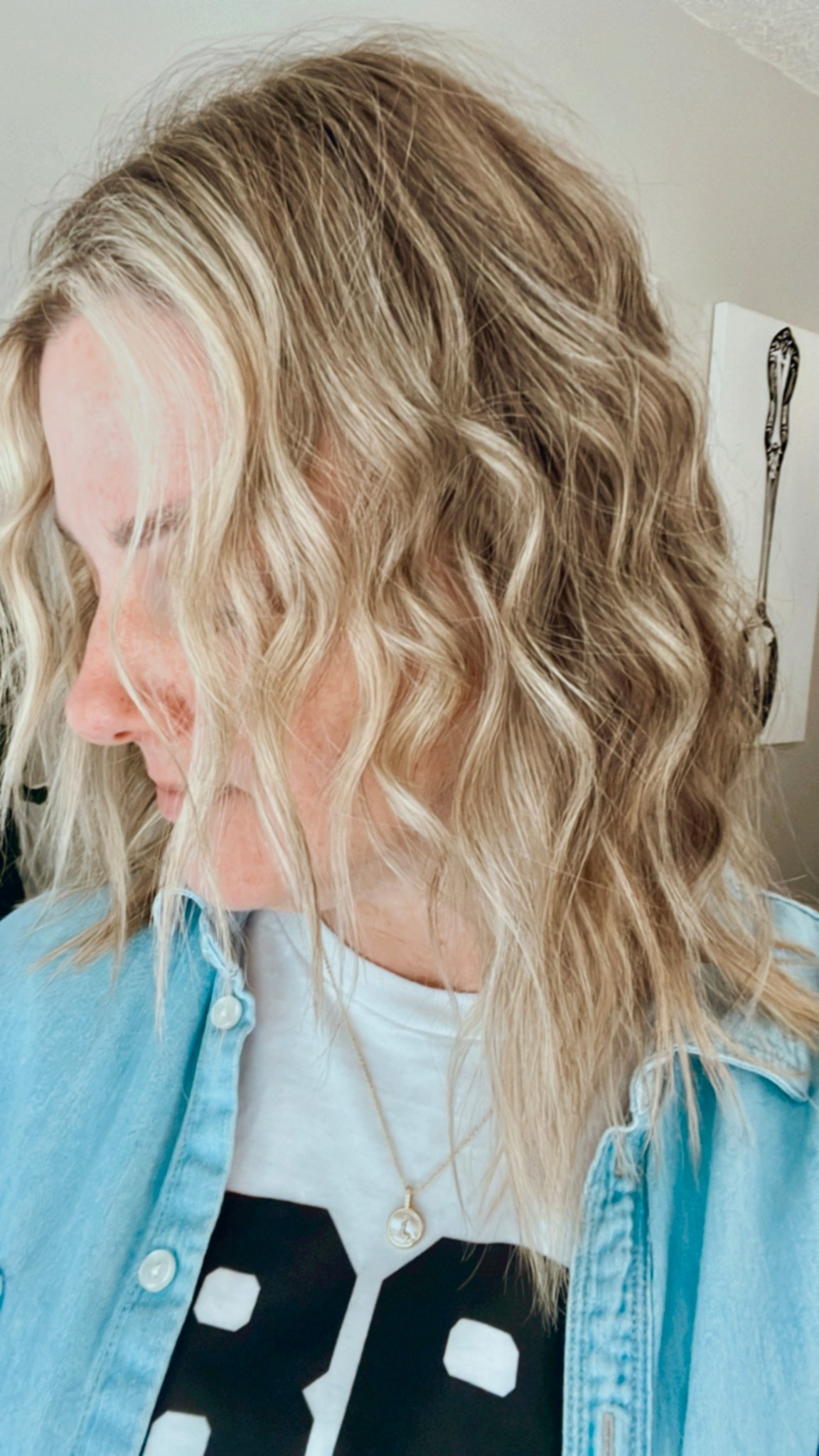 ✨ 3/8” barrel curls for that perfect beachy texture ✨

Linked my go-to curling wand + styling products so you can get the same effortless waves 🤍

#LTKhair #LTKstyletips #hairtutorial #beachywaves

#LTKStyleTip #LTKBeauty #LTKOver40