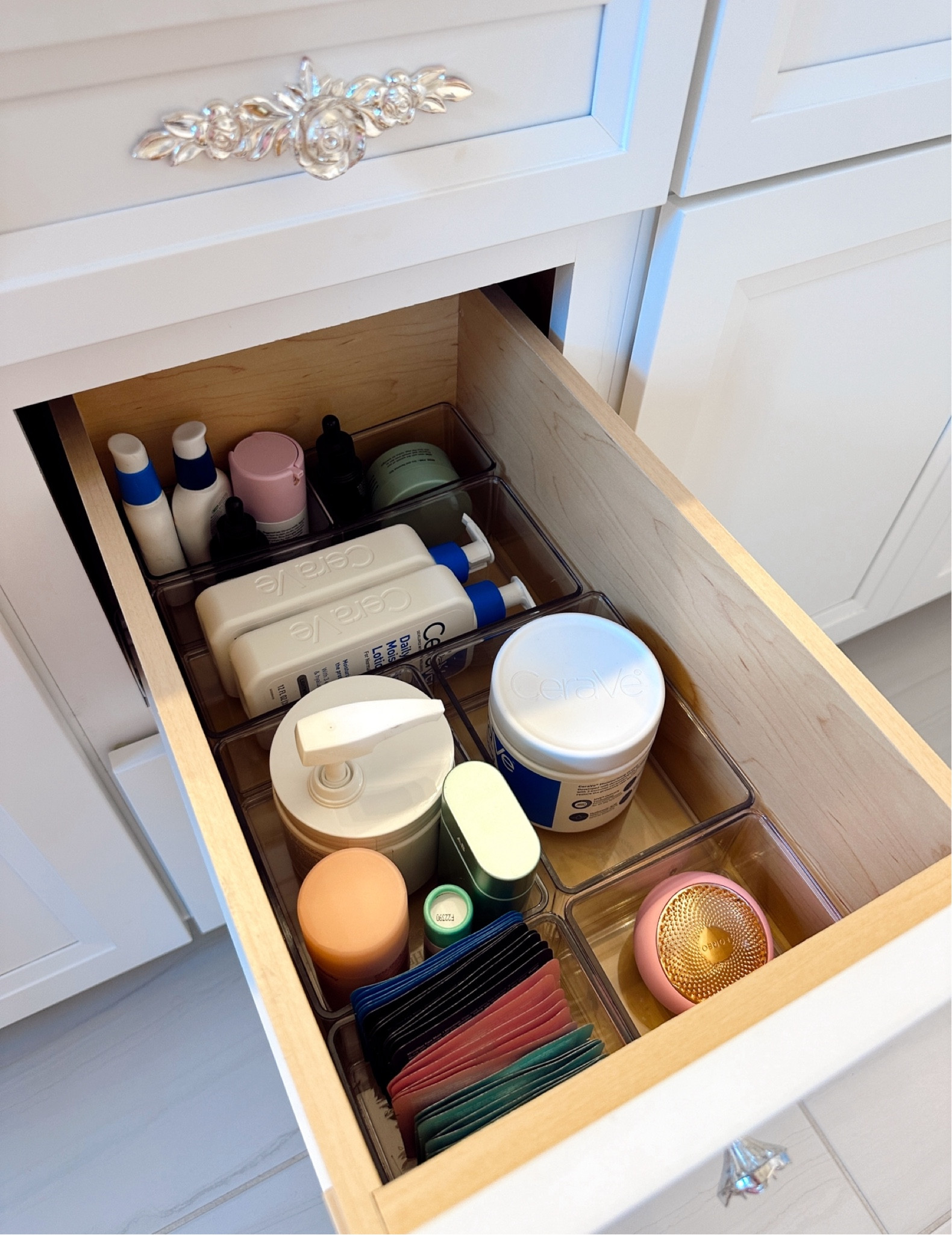 Organizers // clear organizers // drawer organization // bathroom organizationn

#LTKstyletip #LTKhome #LTKbeauty