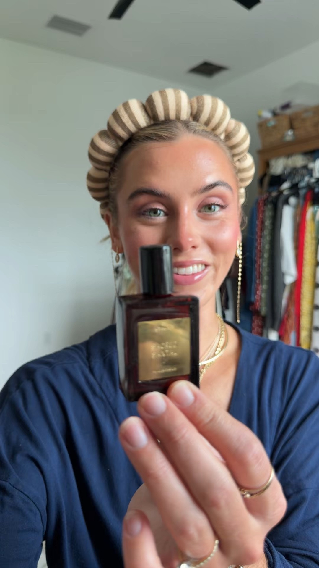 Creamy and cozy. Rich and unique. A luxurious blend of warm, woody notes and sensual spice that envelops you in a golden amber glow.



CYKLAR Perfume Oils are a tactile, sensory experience. Applied to pulse points, each fragrance blooms with the warmth of your body-almost as if becoming one with your skin.

#LTKgrwm #LTKselfcare #LTKBeauty